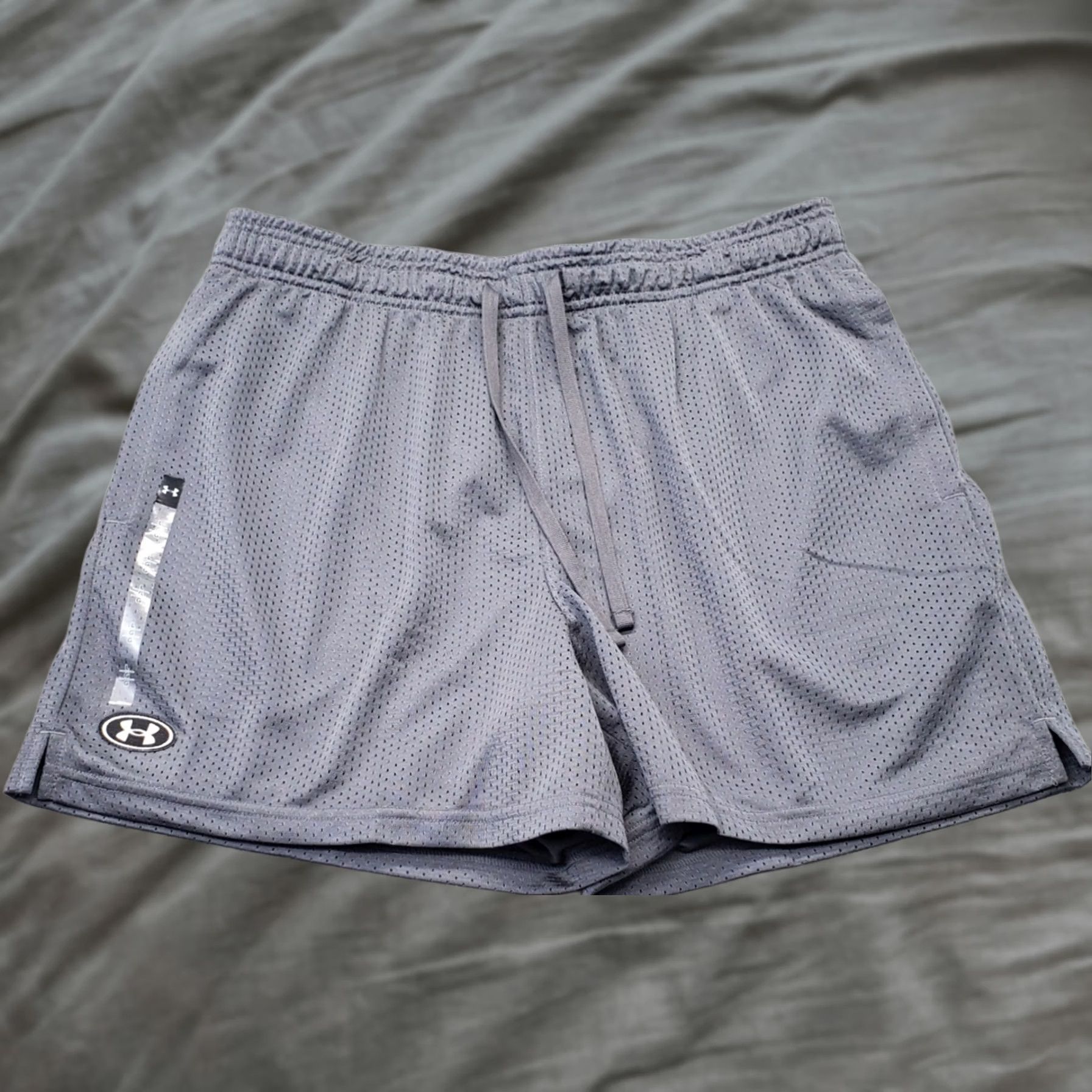 Under Armour Under Armour UA Icon Shorts Men L Gray Lightweight Timberwolf Sweat-Wicking Size US 33 - 1 Thumbnail