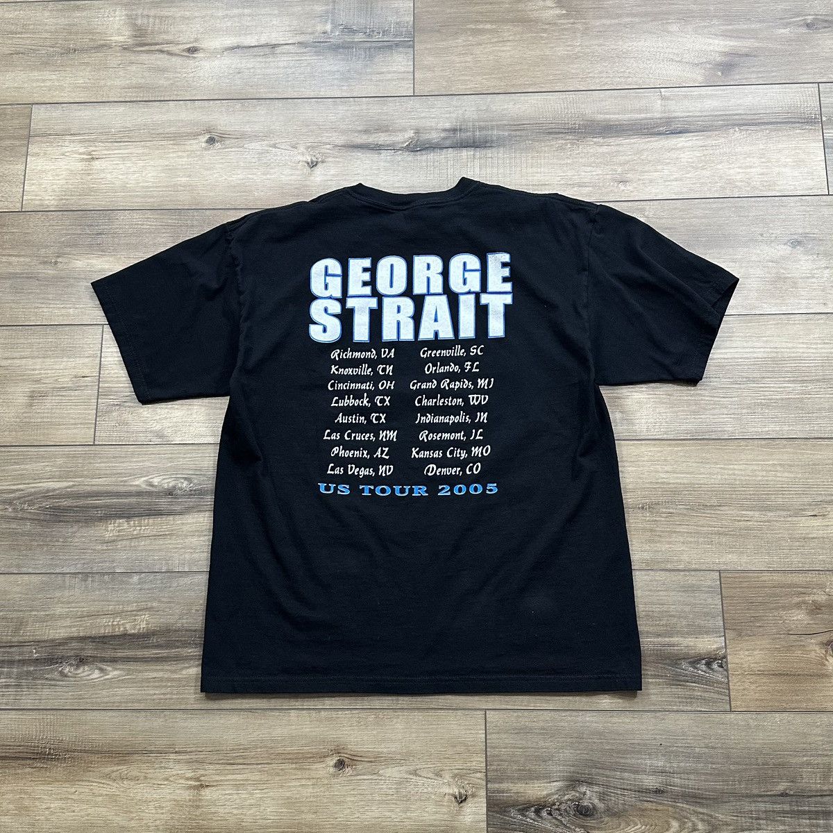 Gildan Vintage George Strait 2005 US Tour Graphic Tee Size US XL / EU 56 / 4 - 7 Thumbnail