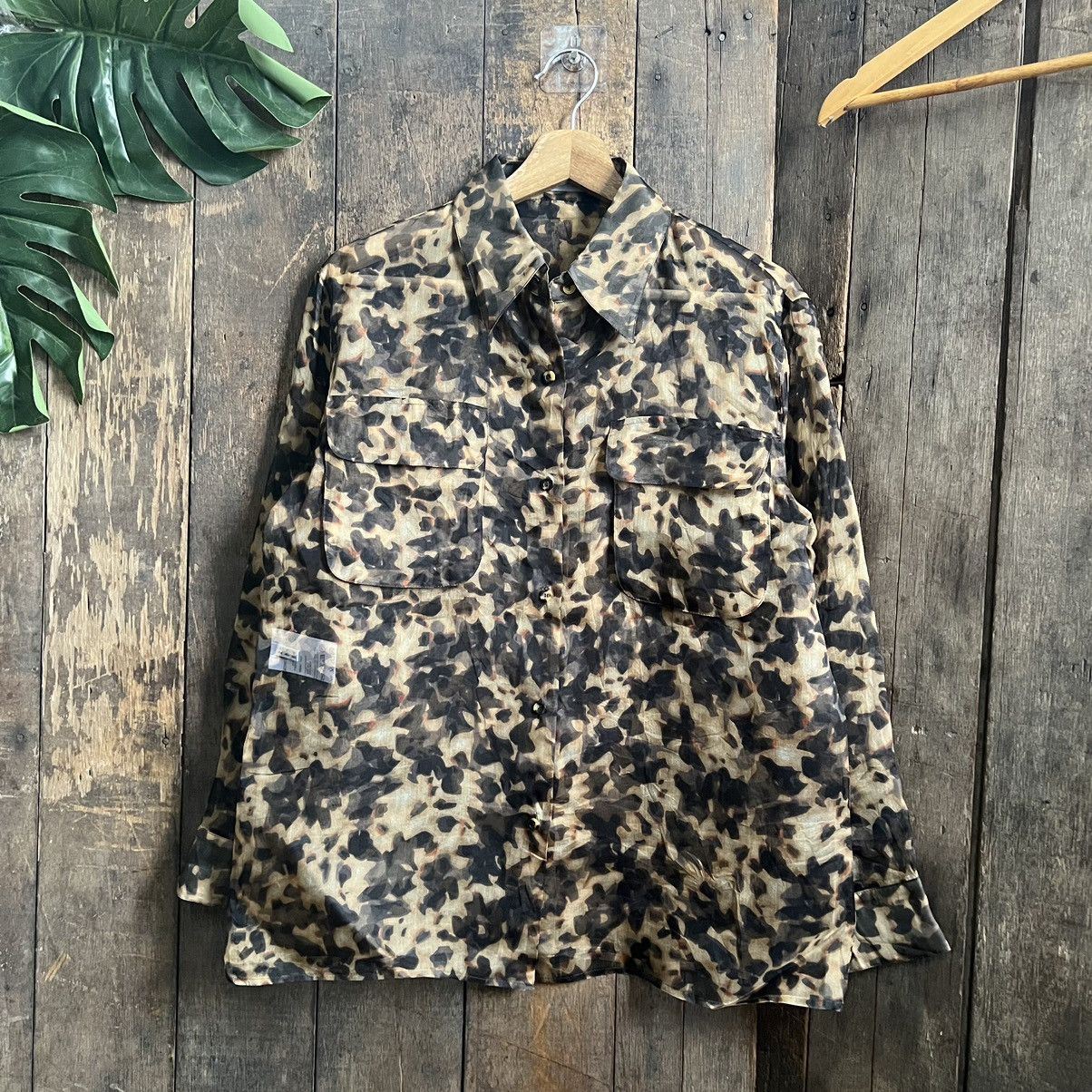 Designer Genny Camo Silk Shirt Size M / US 6-8 / IT 42-44 - 1 Thumbnail
