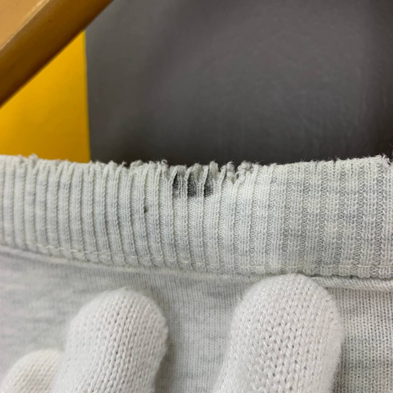 Champion Thrashed CHAMPION MEDFORD FOOTBALL Sweatshirt #2406-13x Size US M / EU 48-50 / 2 - 15 Thumbnail