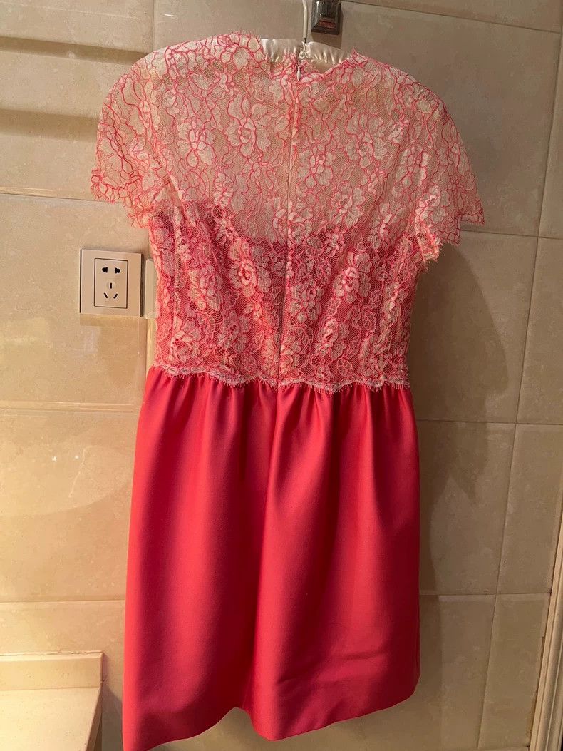 Valentino Valentino Pink lace dress Size XS / US 0-2 / IT 36-38 - 2 Thumbnail