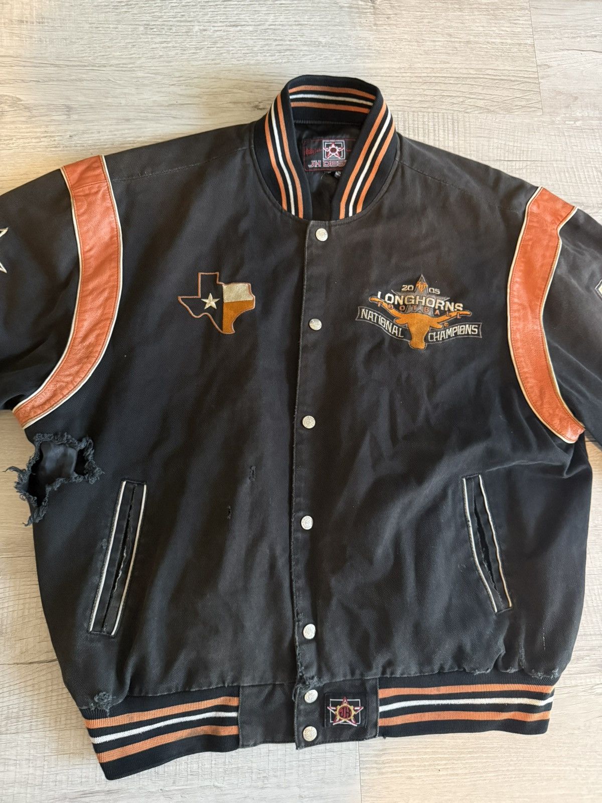 JH Design Longhorns 2005 National Championship Jacket Size US XL / EU 56 / 4 - 3 Thumbnail