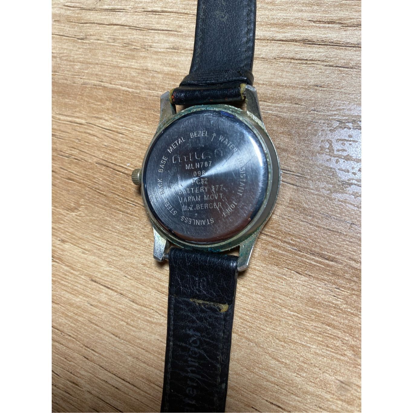 Other Milan Black Leather Brand Wristwatch - Silvertone Size ONE SIZE - 6 Thumbnail