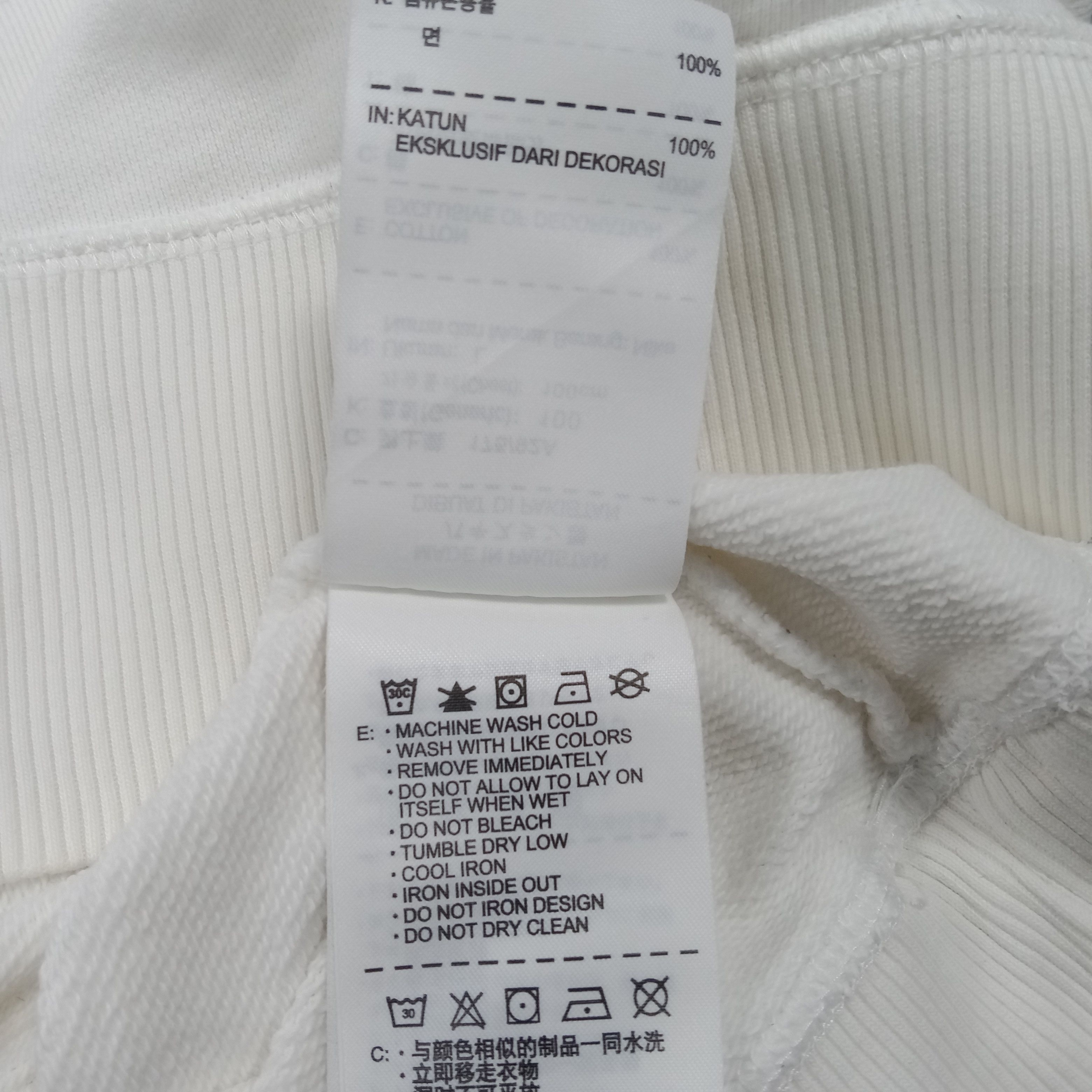 Nike Nike Small Swoosh Embroidery Sweatshirt C290N32 Size US M / EU 48-50 / 2 - 8 Thumbnail