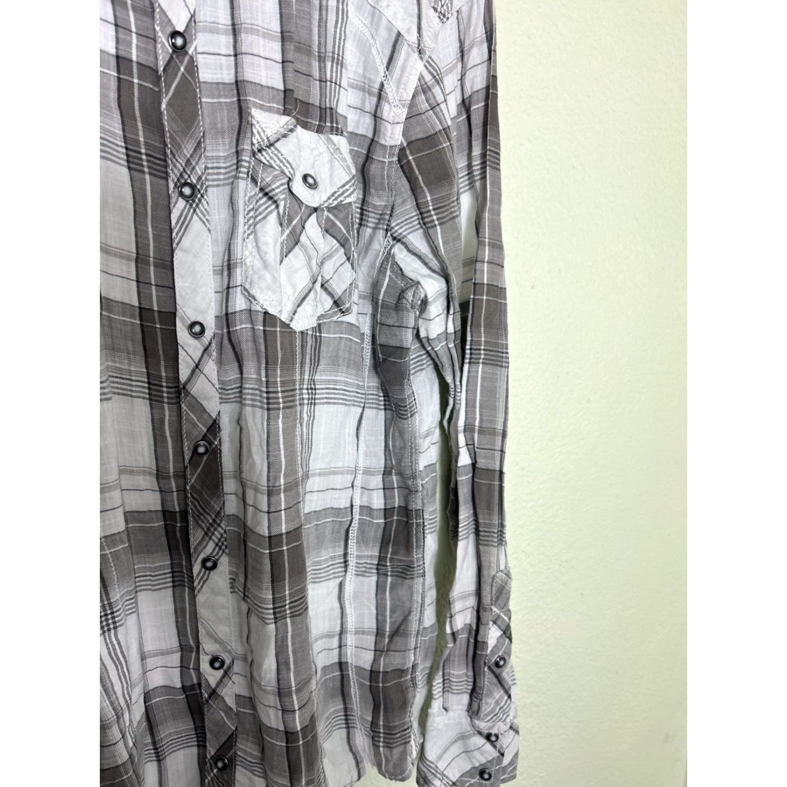 Vintage BKE Mens Long Sleeve Athletic Fit Plaid Pearl Snap Shirt Gray L Size US L / EU 52-54 / 3 - 4 Thumbnail