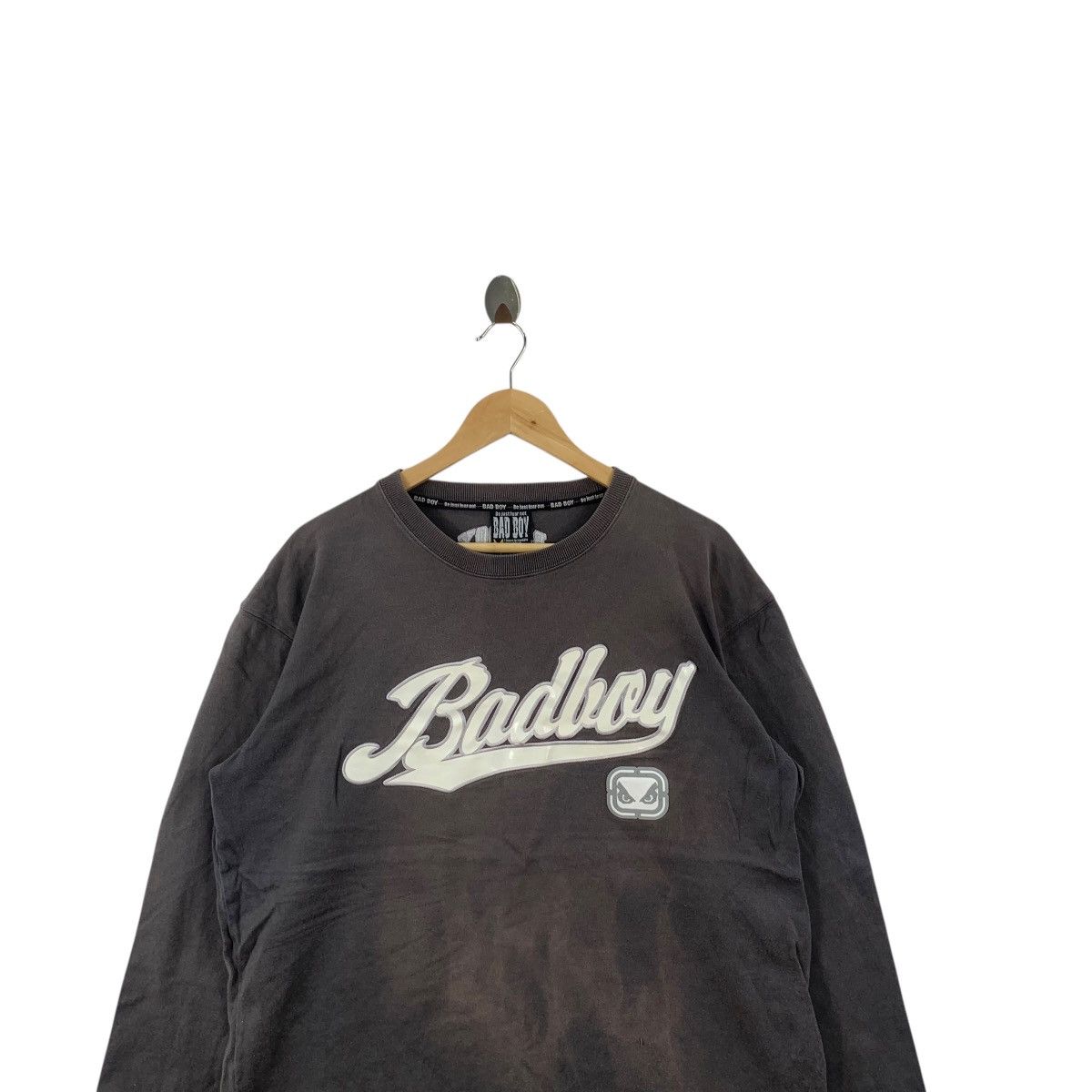 Vintage Vintage Streetwear Bad Boy Script Logo Long Sleeve Shirt Size US XL / EU 56 / 4 - 2 Thumbnail