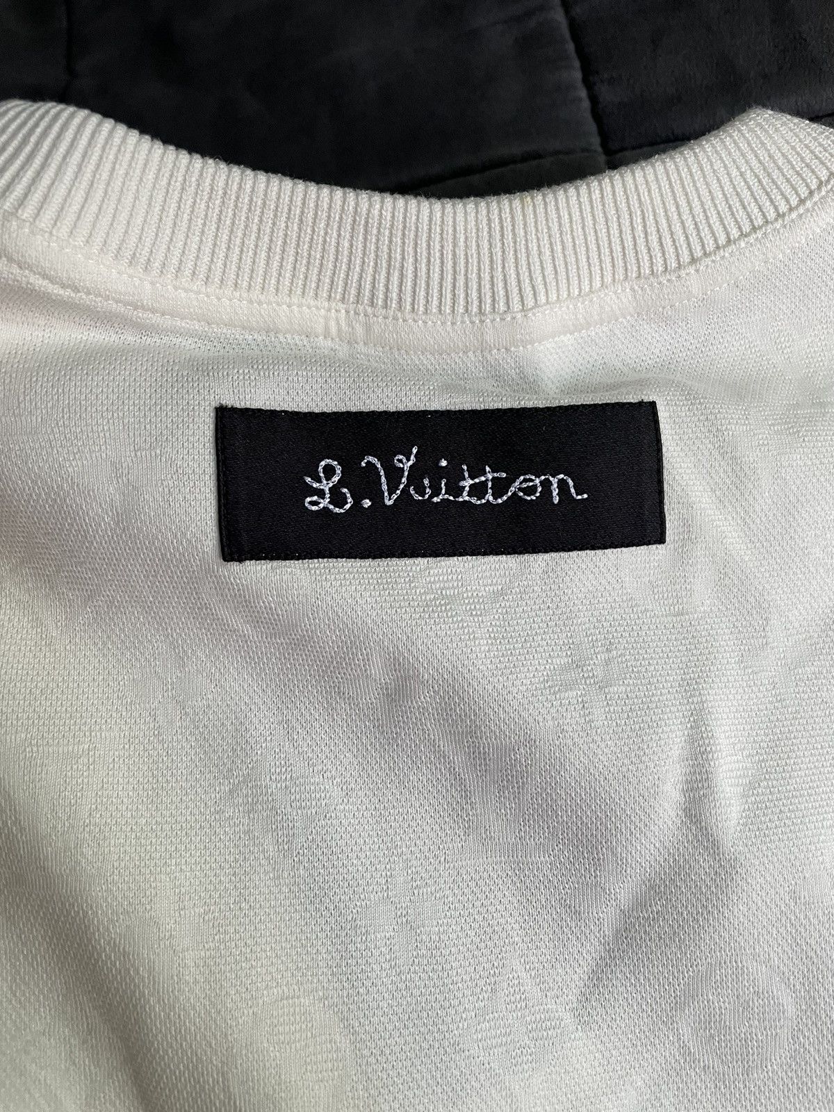 Louis Vuitton Louis Vuitton Monogram Monkey T Shirt Size US L / EU 52-54 / 3 - 5 Thumbnail