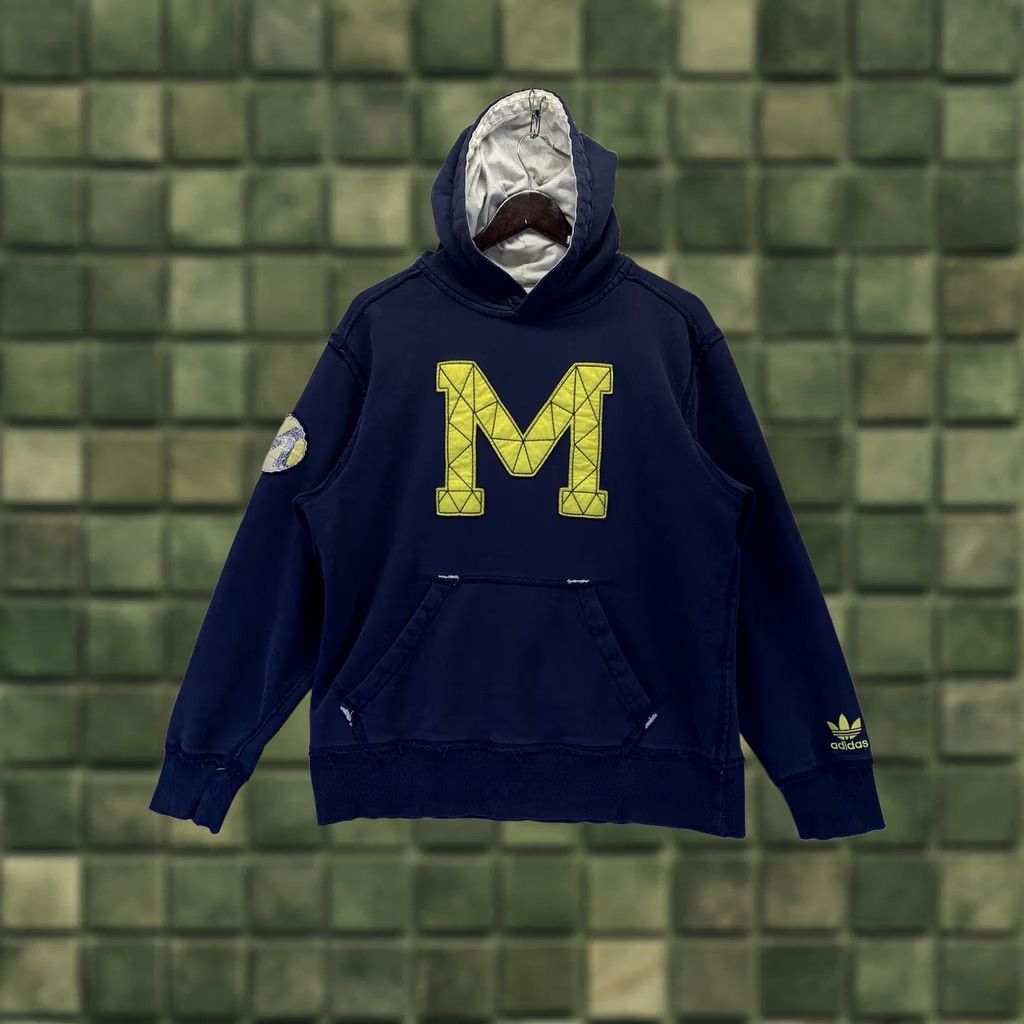 Adidas VINTAGE adidas Trefoil Embroidered Distressed Hoodie Mens Medium Unisex-9731 Size US M / EU 48-50 / 2 - 1 Thumbnail