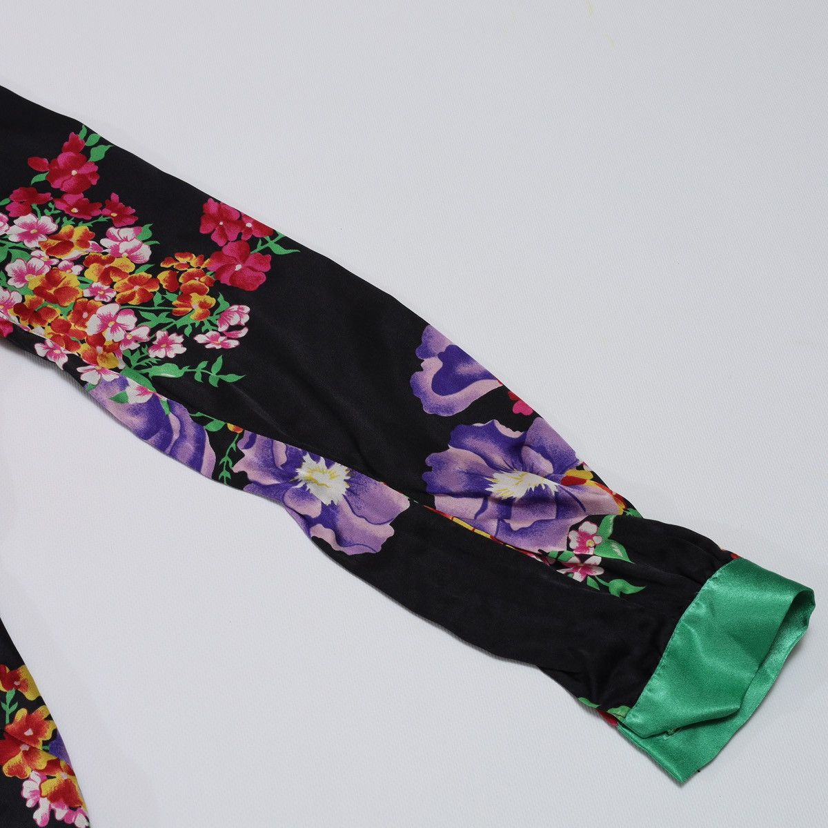 Dolce & Gabbana Dolce Gabbana Silk Printed Shirt Buttons Flowers Floral Size M / US 6-8 / IT 42-44 - 8 Thumbnail