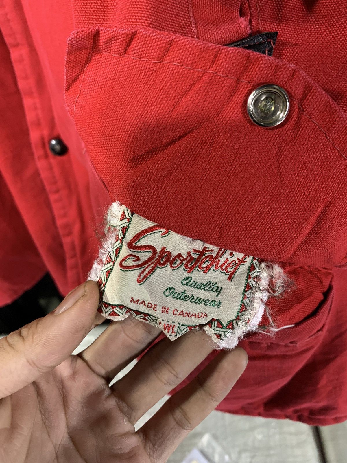 Vintage Vintage 70's Canada Hunting Jacket Red Colour Size US L / EU 52-54 / 3 - 5 Thumbnail
