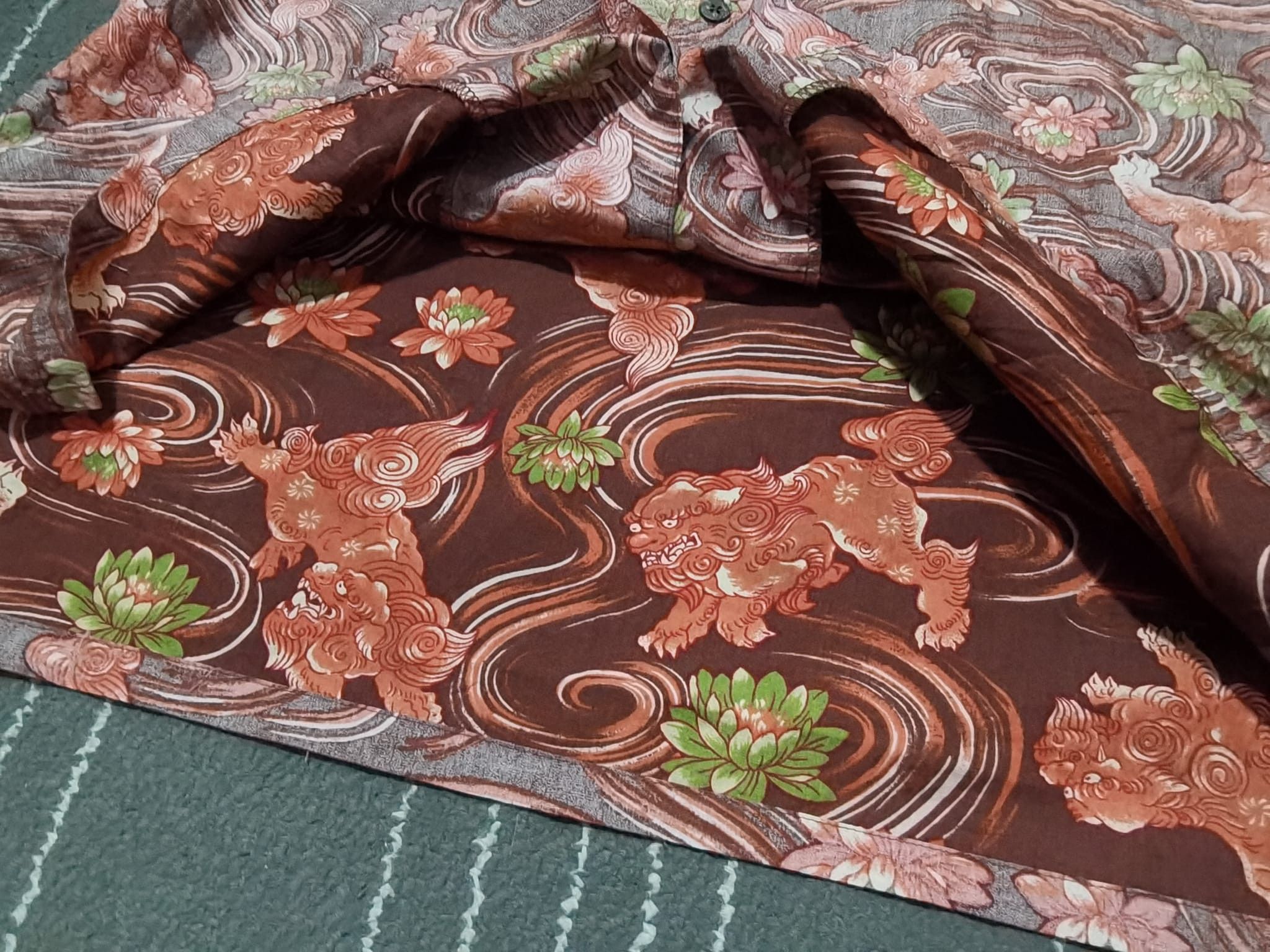 Japanese Brand Full print hawaii Japanese traditional lions S 2141 Size US S / EU 44-46 / 1 - 7 Thumbnail