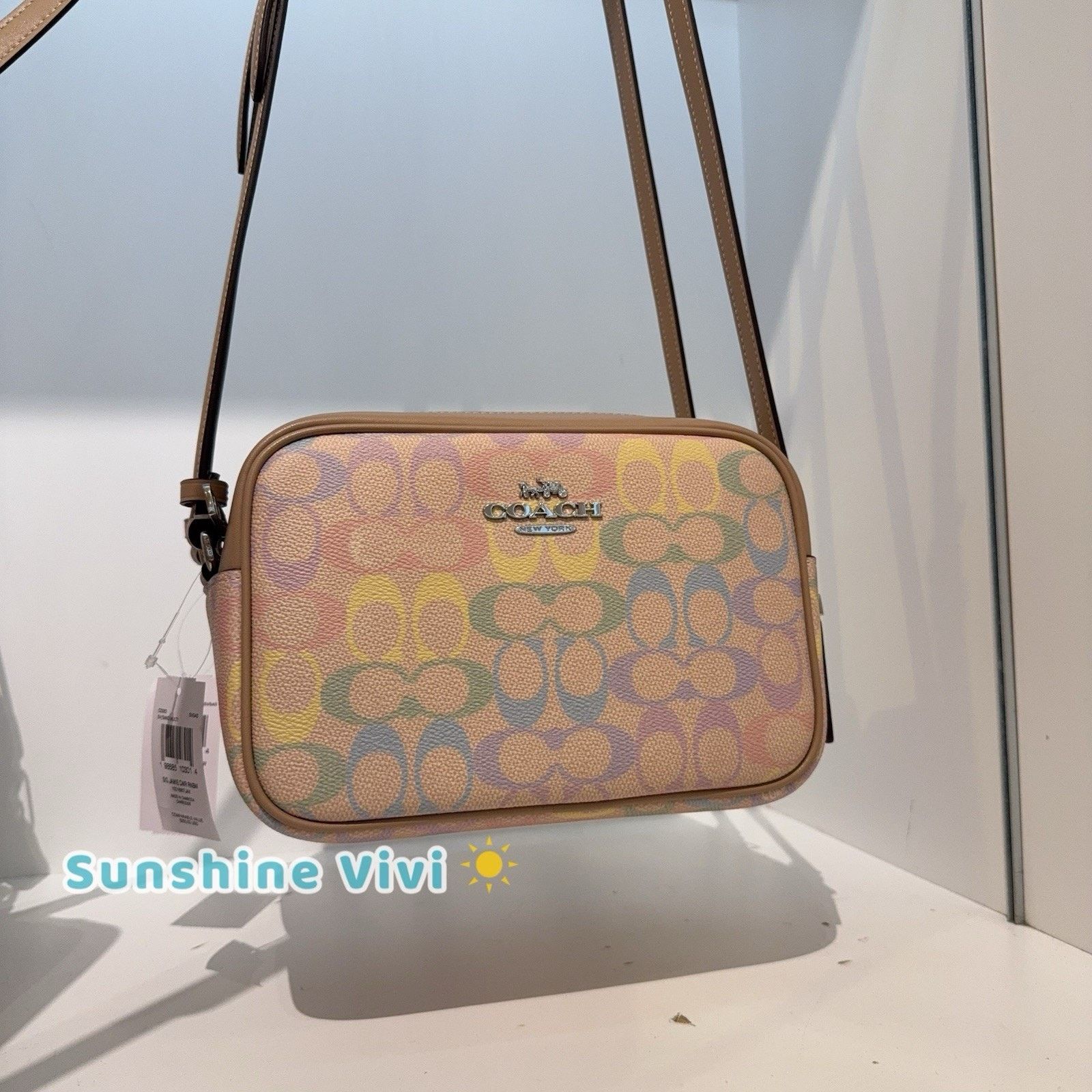 Coach NWT Coach Jamie Camera Bag Rainbow Signature CDD63 Sand Size ONE SIZE - 1 Thumbnail