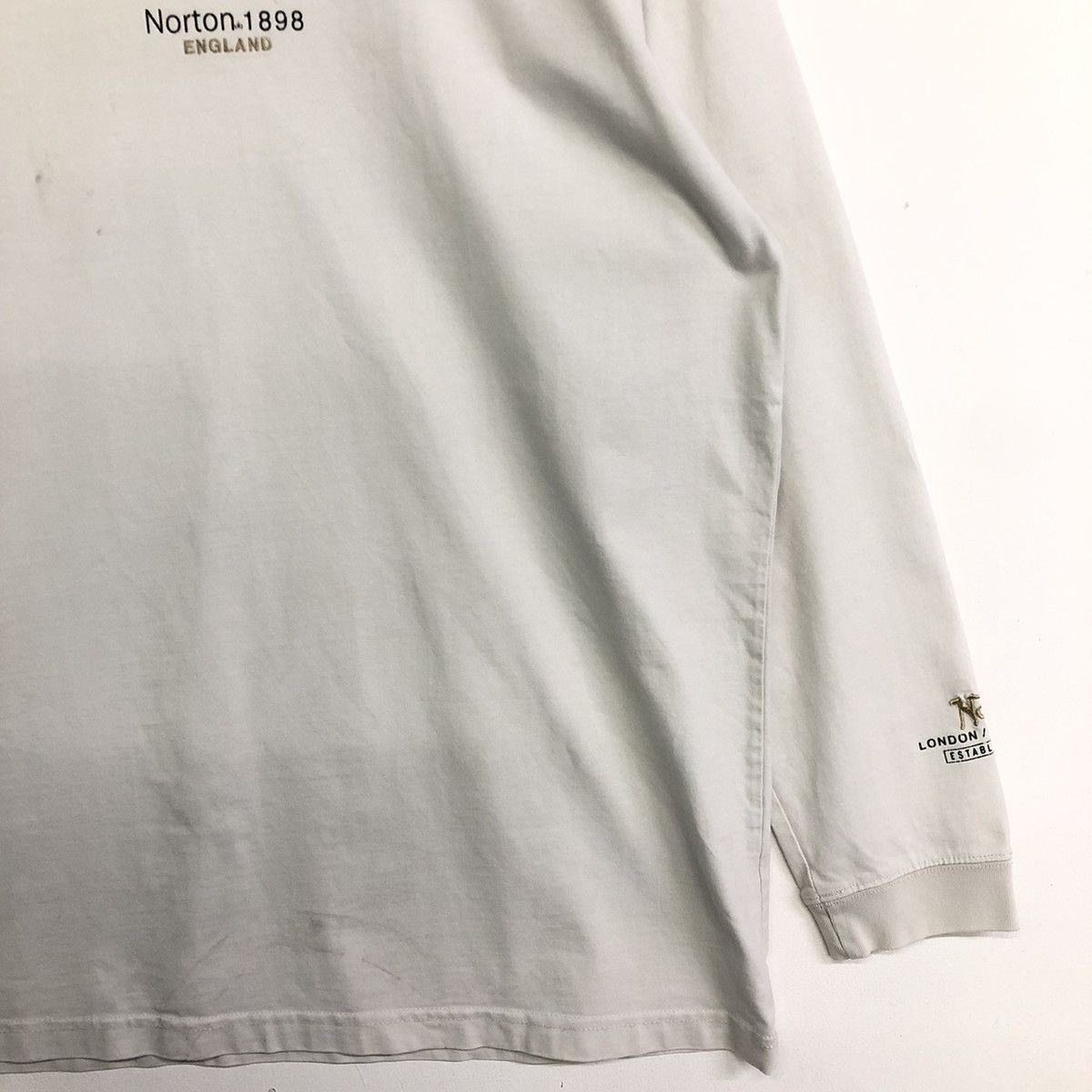 Norton Norton England Spellout Centre Long Sleeve Shirt Size US XL / EU 56 / 4 - 7 Thumbnail