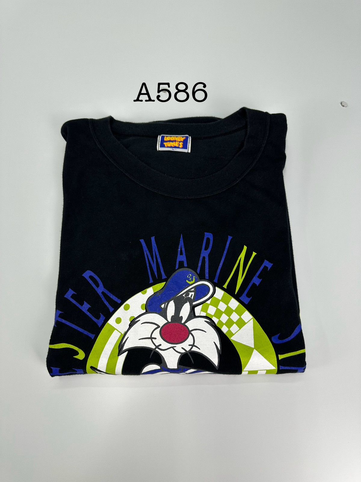Vintage Looney Tunes 1994 Marine Vintage Tshirt A586 Size US L / EU 52-54 / 3 - 12 Thumbnail