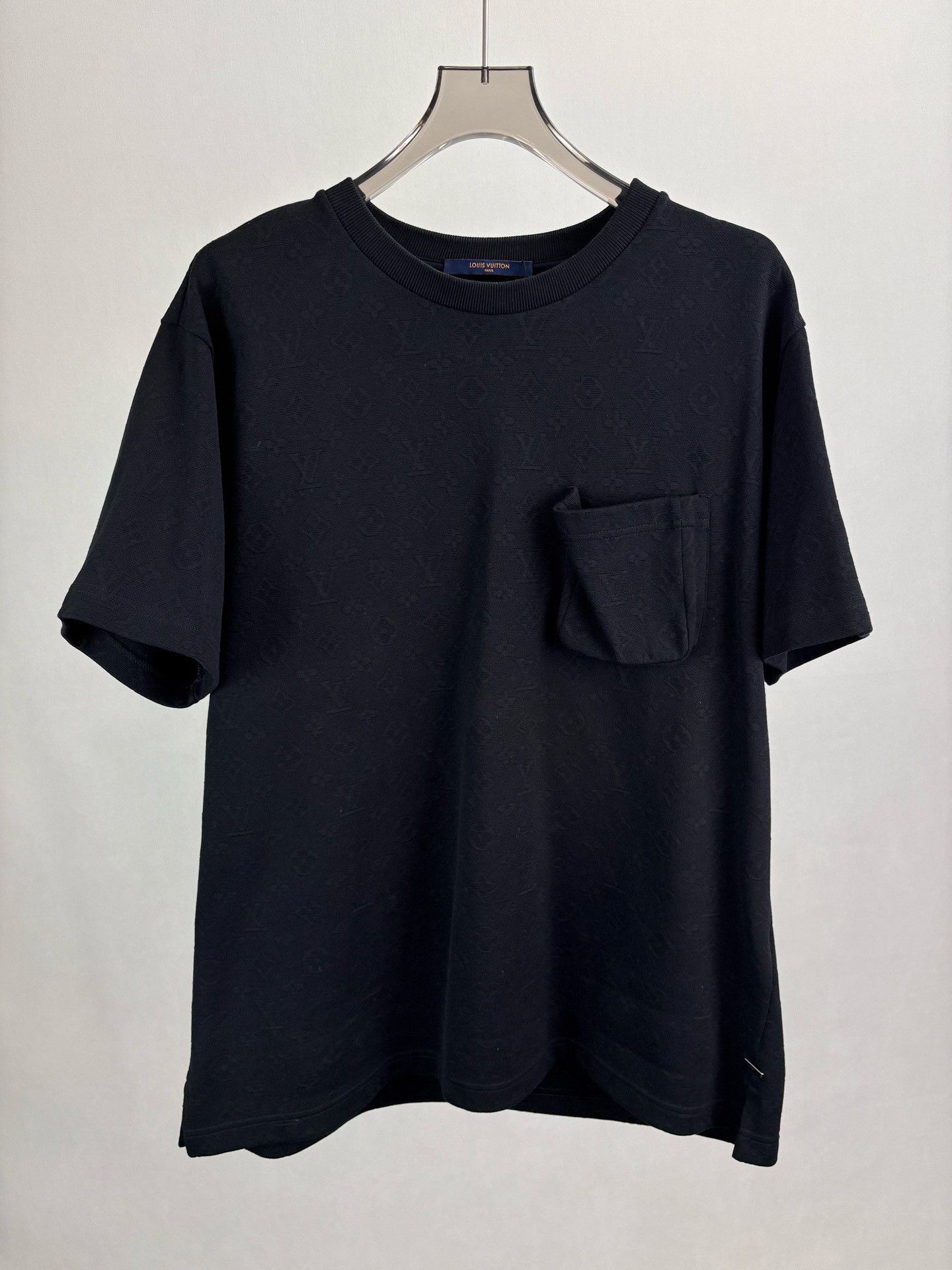 Louis Vuitton Louis Vuitton Monogram Print Pocket T-Shirt Size US XL / EU 56 / 4 - 1 Thumbnail