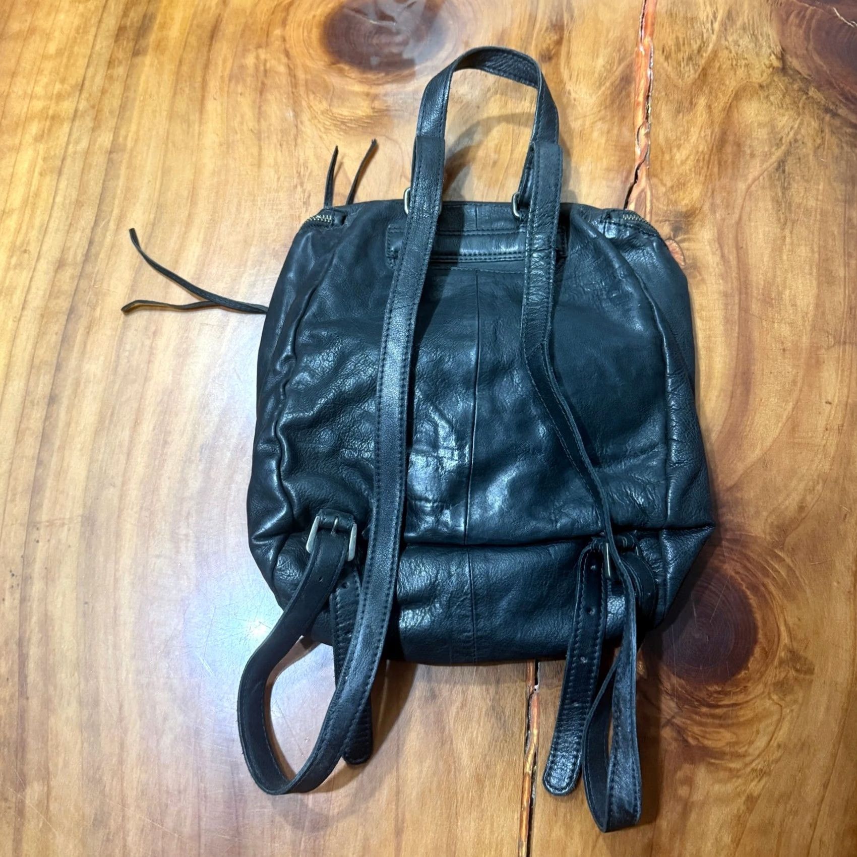 Hobo International Leather Backpack Bag CR-  main image 2