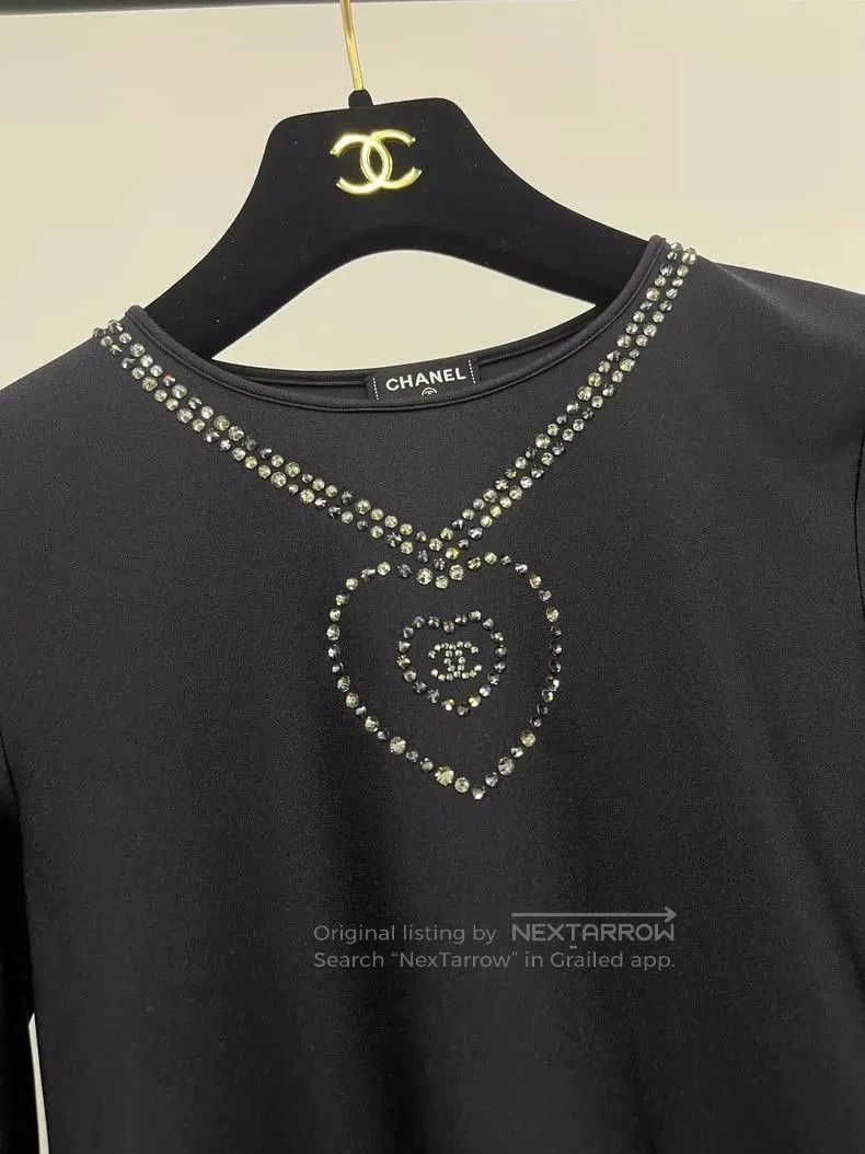 Chanel Chanel Crystal Heart Black Top. Size US M / EU 48-50 / 2 - 2 Thumbnail