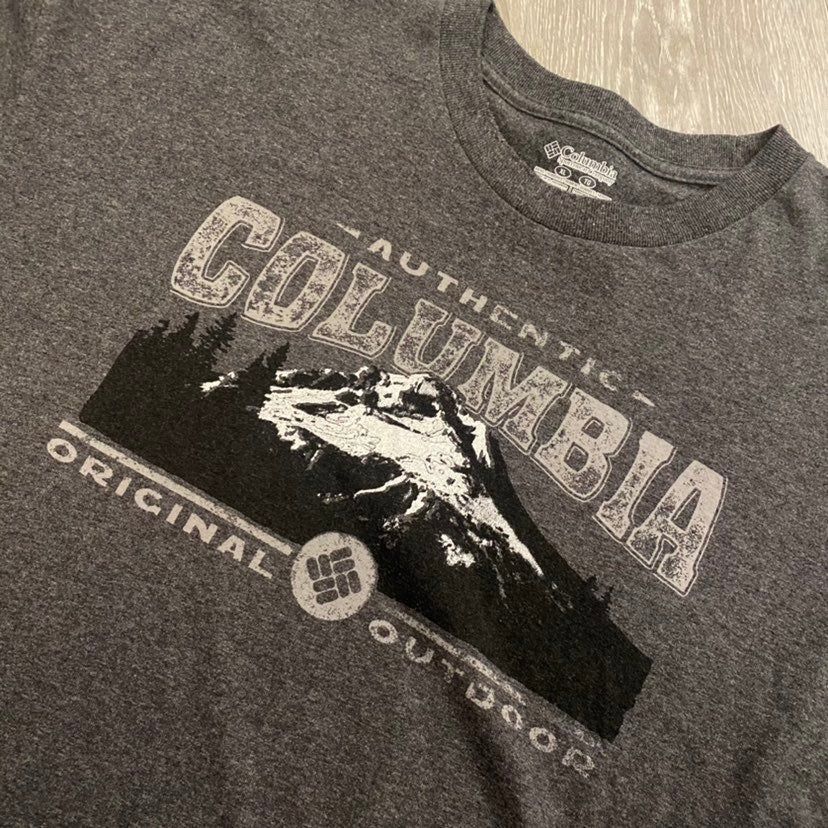 Columbia Columbia Grey Mountain Athletic Shirt Men XL Graphic Tee Bin Size US XL / EU 56 / 4 - 2 Thumbnail