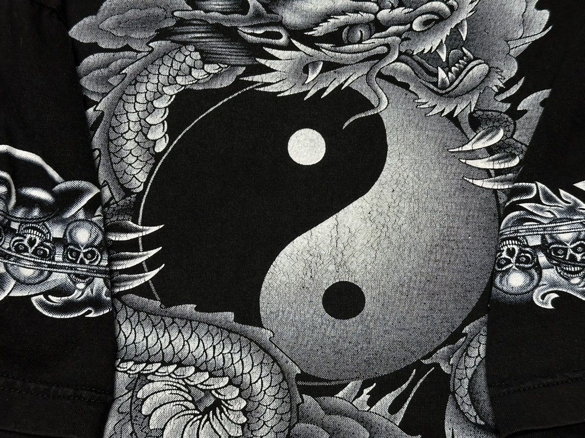 Vintage Vintage REO Rock Dragon Yin Yang Skulls T-Shirt Size US XL / EU 56 / 4 - 11 Thumbnail