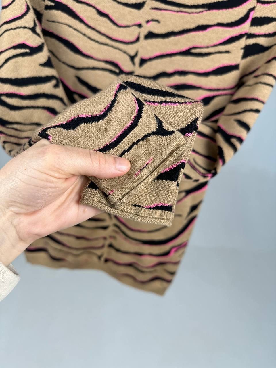 Stella McCartney Stella McCartney Tiger-Stripe Print Jacquard Sweater Size XS / US 0-2 / IT 36-38 - 6 Thumbnail