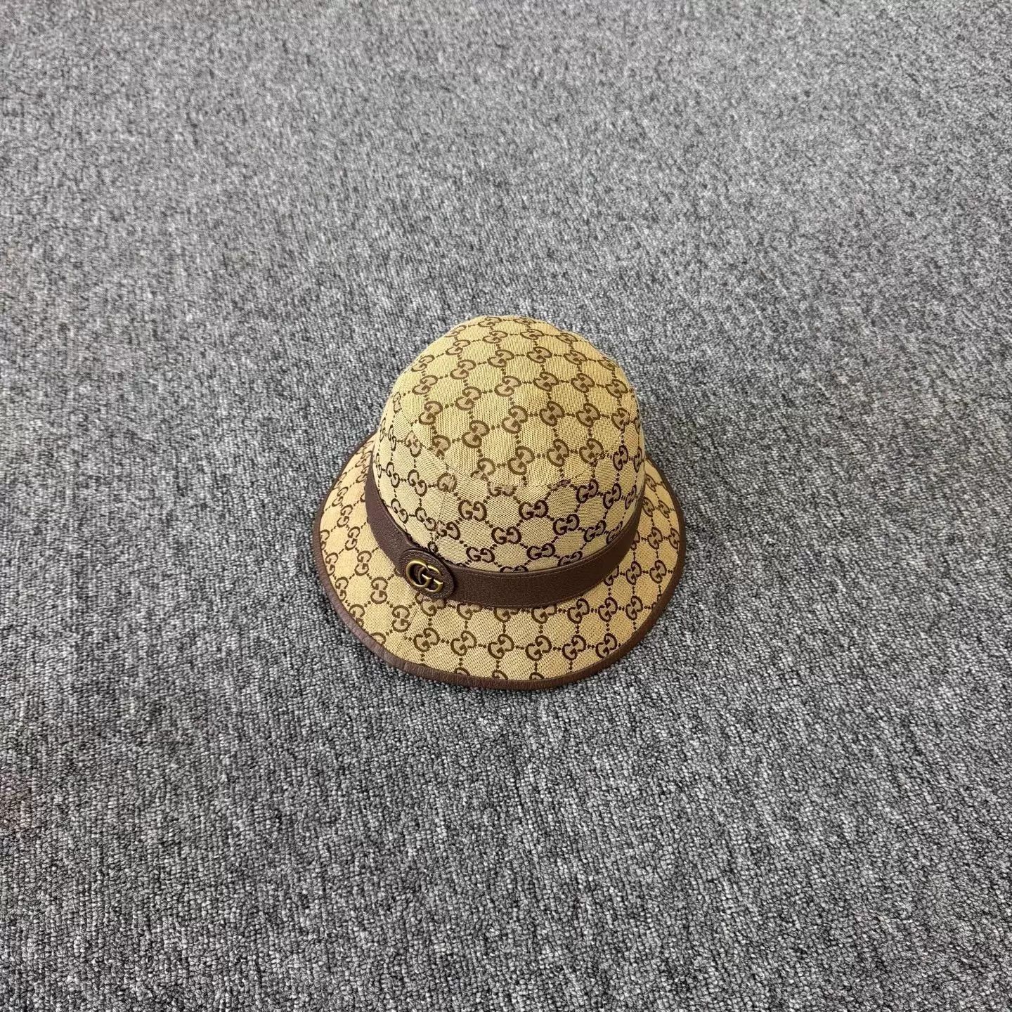 Gucci Gucci GG Supreme Monogram Bucket Hat L Size ONE SIZE - 1 Thumbnail