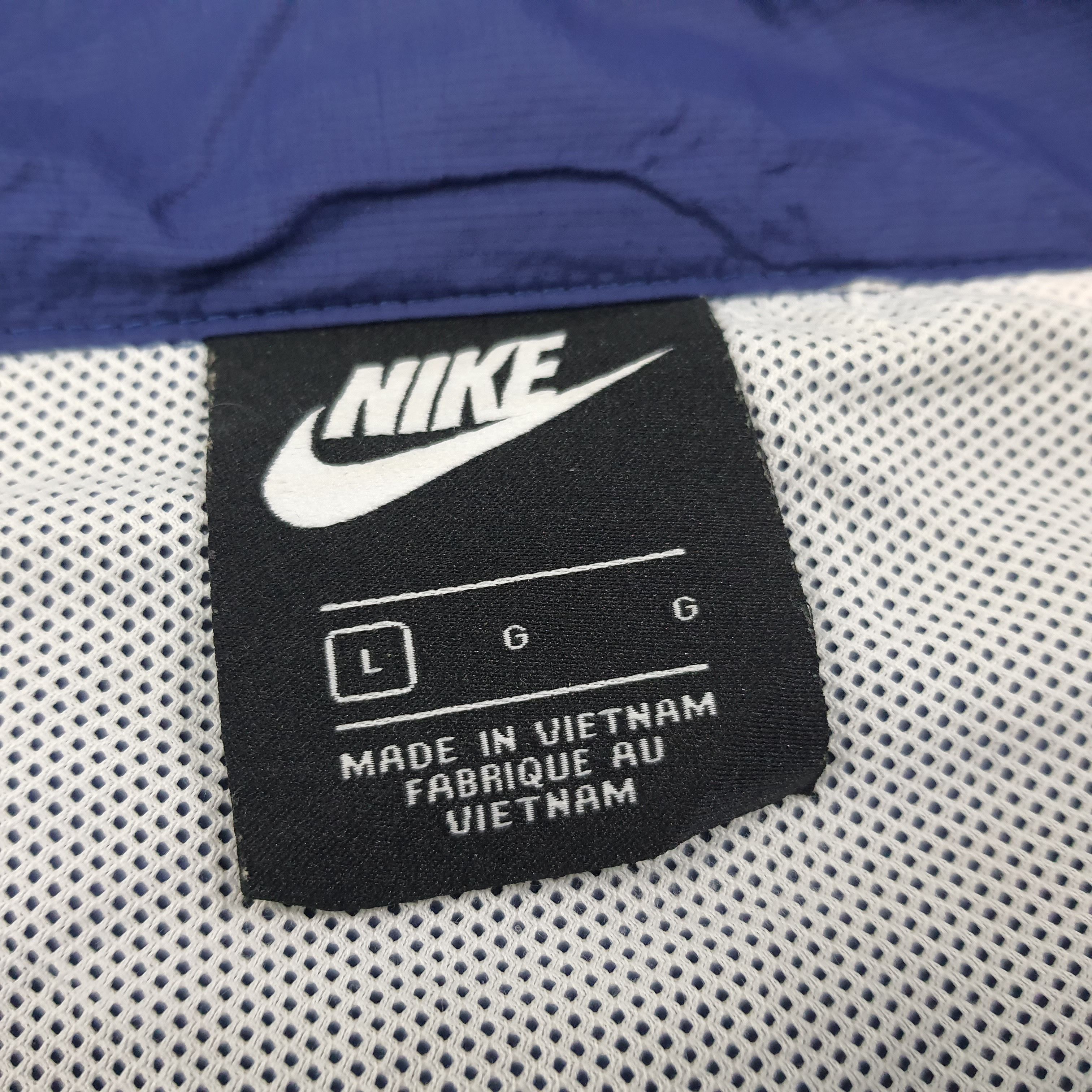 Nike × Vintage Vintage Nike Training Sports Jacket C229N22 Size US XL / EU 56 / 4 - 5 Thumbnail
