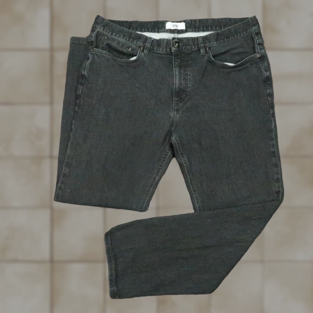 Denime Spoke Jeans Mens 37x29 Denim Straight 5-Pocket Black 37 Inseam Dark Denim Button Zip Belt Loops Regular Size 37 Vintage No Size US 37 - 1 Thumbnail
