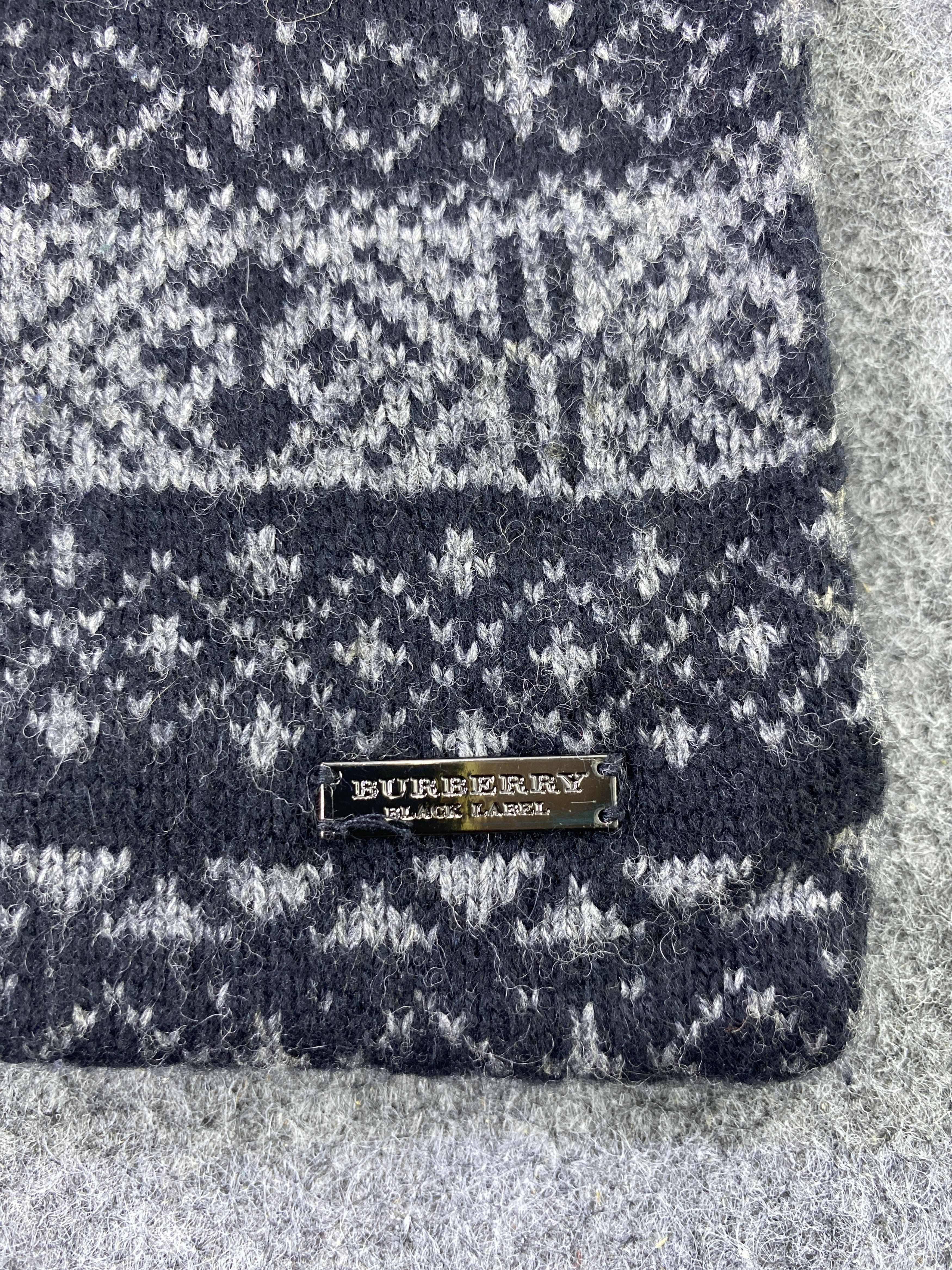 Burberry BURBERRY BLACK LABEL Scarf / Muffler / Neckwear -T723 Size ONE SIZE - 5 Thumbnail