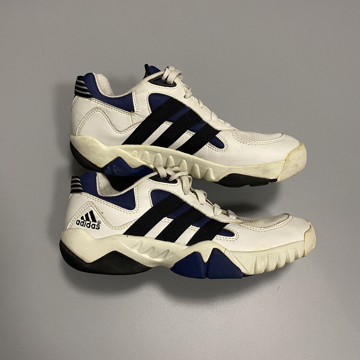 Adidas Streetwear Vintage 1995 Vintage Adidas Sneakers 3 Stripes Torsion System y2k Grailed