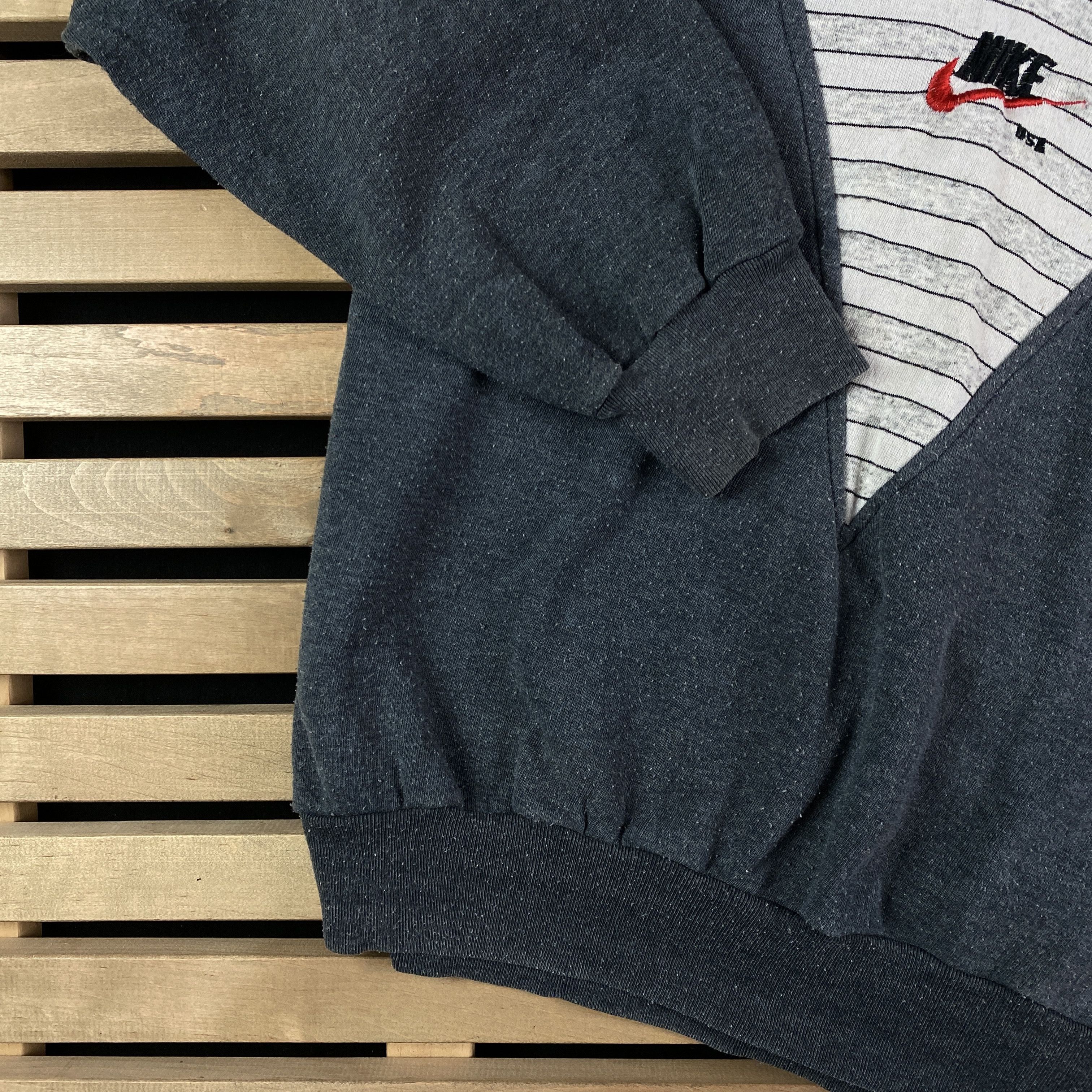 Nike × Vintage Mens Sweatshirt Pullover Nike USA Vintage Size XL Size US XL / EU 56 / 4 - 3 Thumbnail
