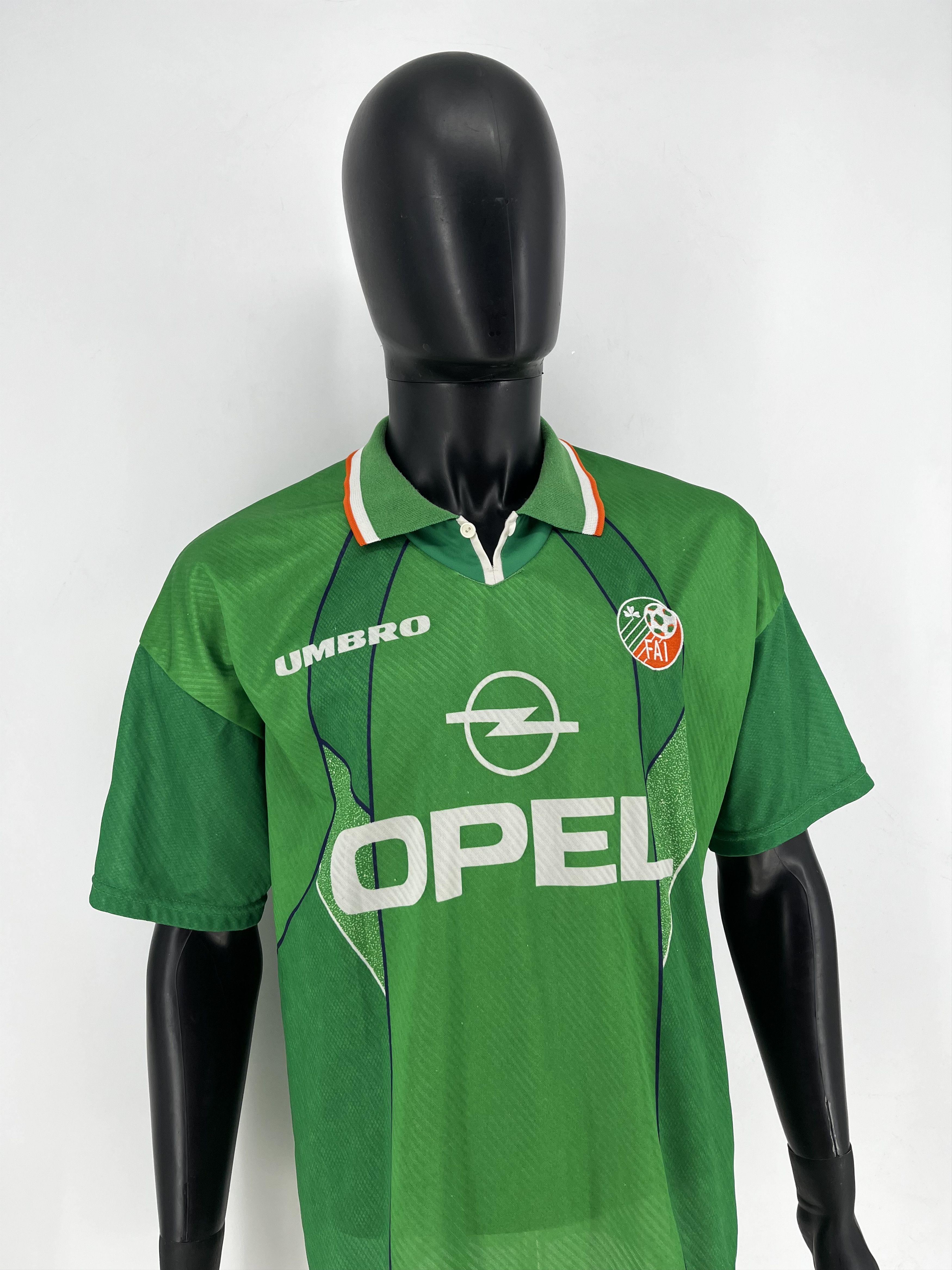 Other Ireland Home Football Shirt 1994/95 Adult Sz L Umbro Vintage Size US L / EU 52-54 / 3 - 4 Thumbnail