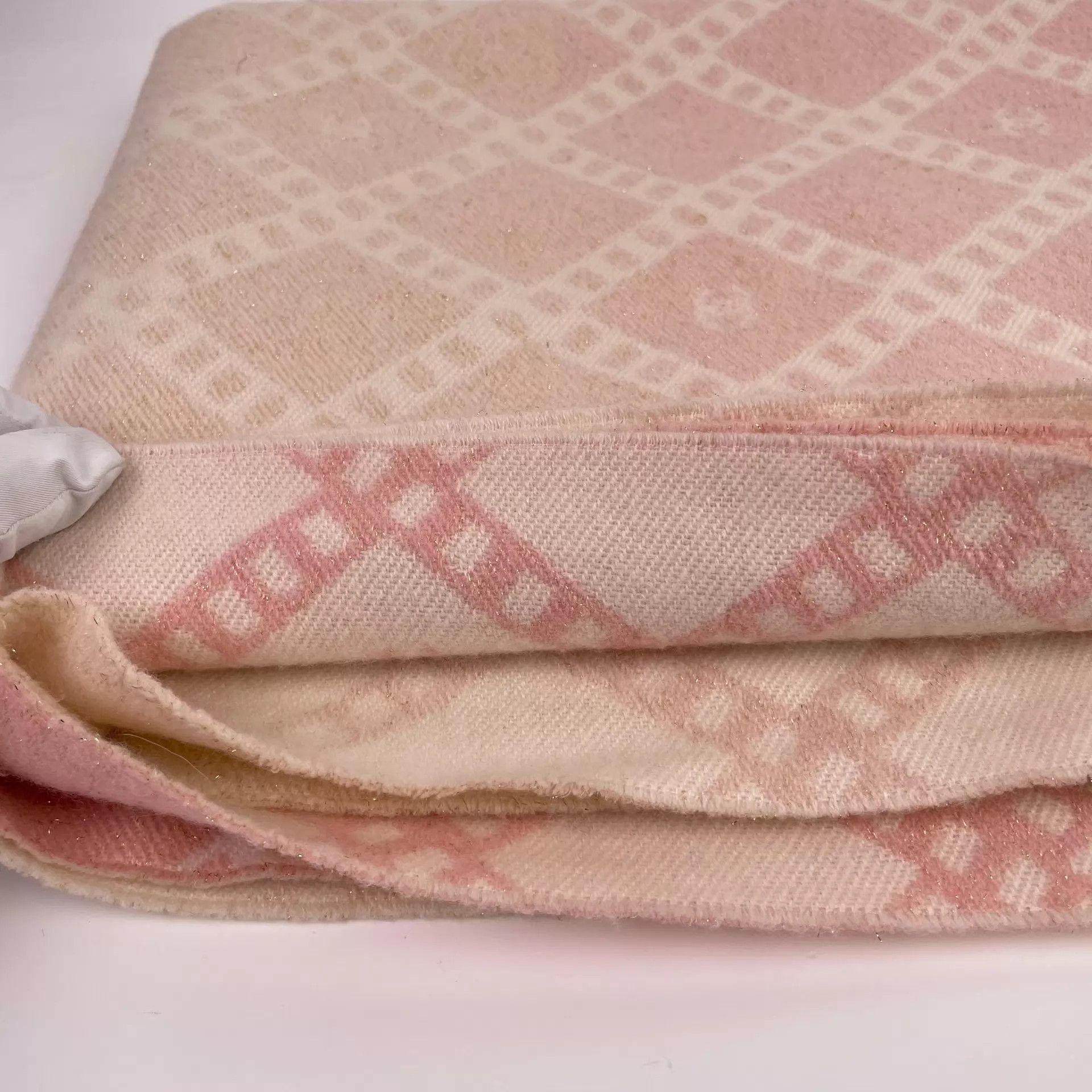 Chanel CHANEL Women's Cashmere Scarf Pink 171x67 Size ONE SIZE - 9 Thumbnail