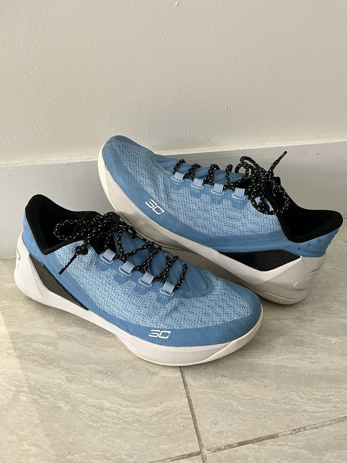 Under Armour Curry 3 Low ‘Queensway’ Size US 11 / EU 44 - 2 Thumbnail