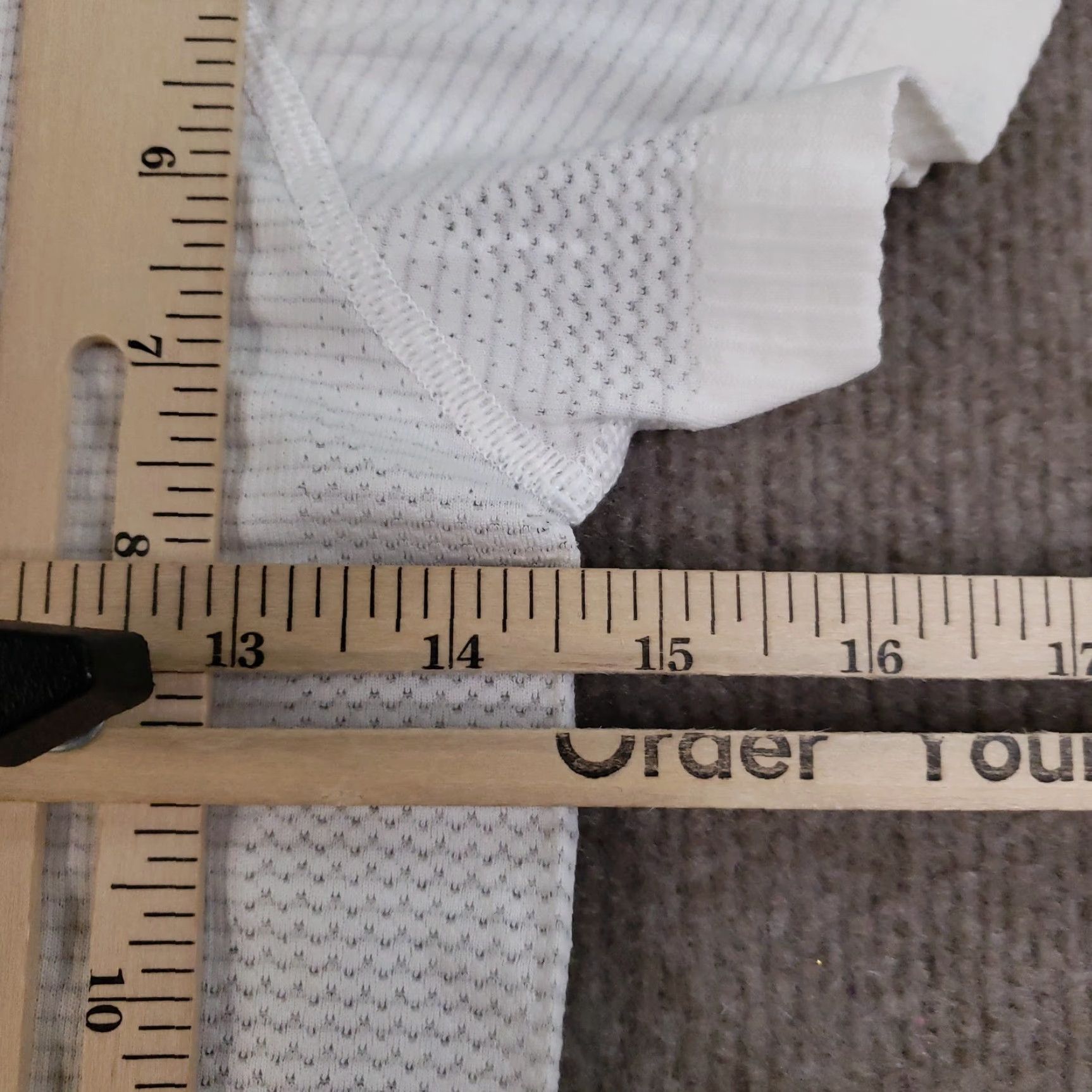Lululemon Lululemon Shirt Womens 6 White Seamless Silverescent Athletic Tee Running Top Shirt Womens 6 White Seamless Silverescent Athletic Tee Running Top Size M / US 6-8 / IT 42-44 - 3 Thumbnail