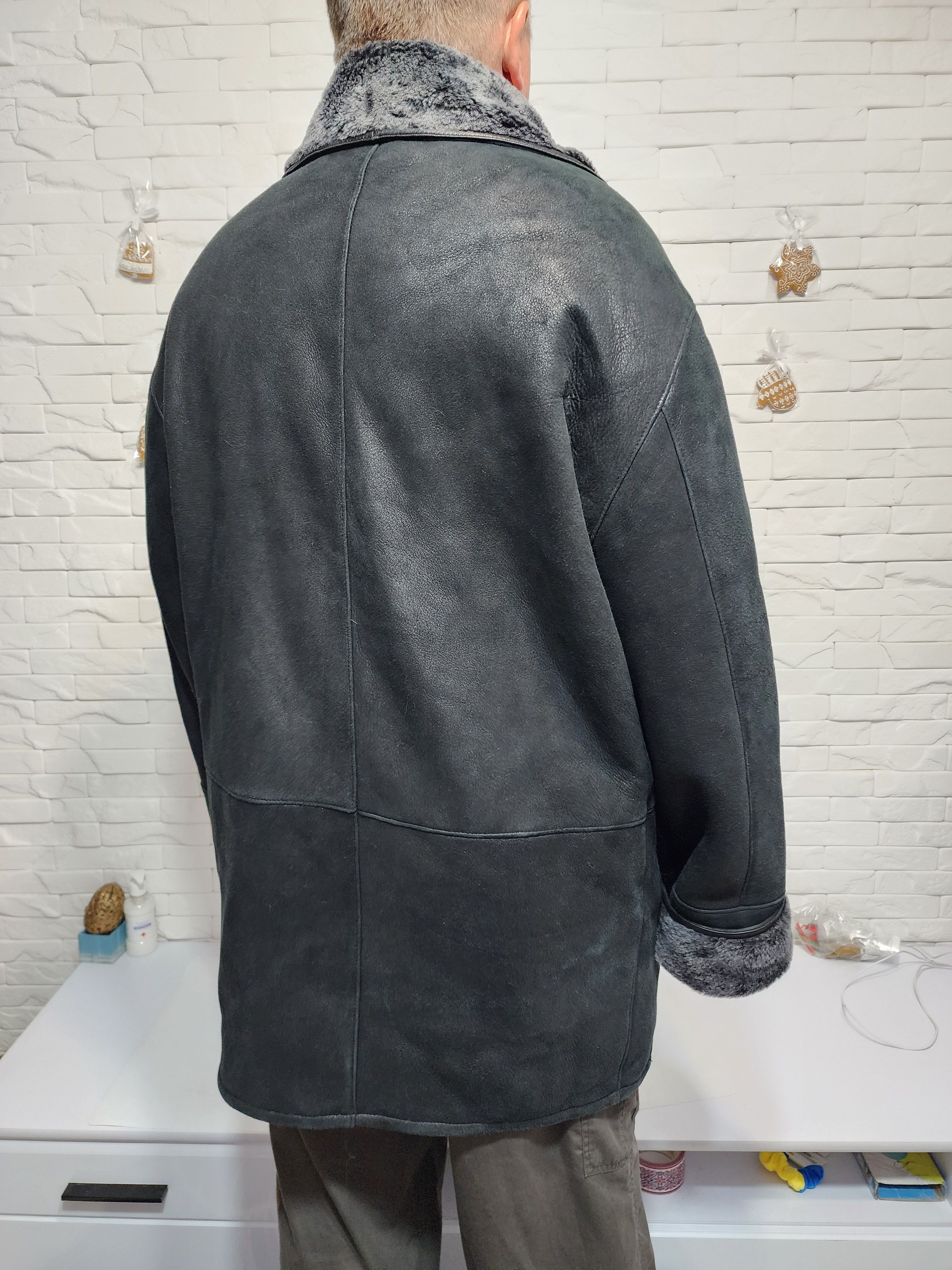 Furla Men's Black Sheepskin Coat: Button-Up Genuine Fur Size US XXL / EU 58 / 5 - 6 Thumbnail