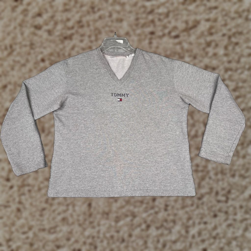 Tommy Hilfiger Tommy Hilfiger Sweater Womens M Gray V-Neck Pullover Logo Casual Regular Knit Terry Cotton Blend Hardwearing Size M / US 6-8 / IT 42-44 - 1 Thumbnail