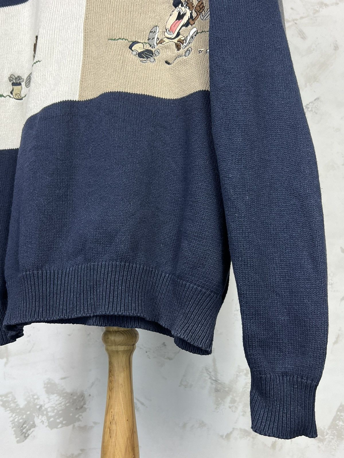Warner Bros Vintage Warner Bros Looney Tunes Knit Sweater Size L - XL Size US XL / EU 56 / 4 - 3 Thumbnail