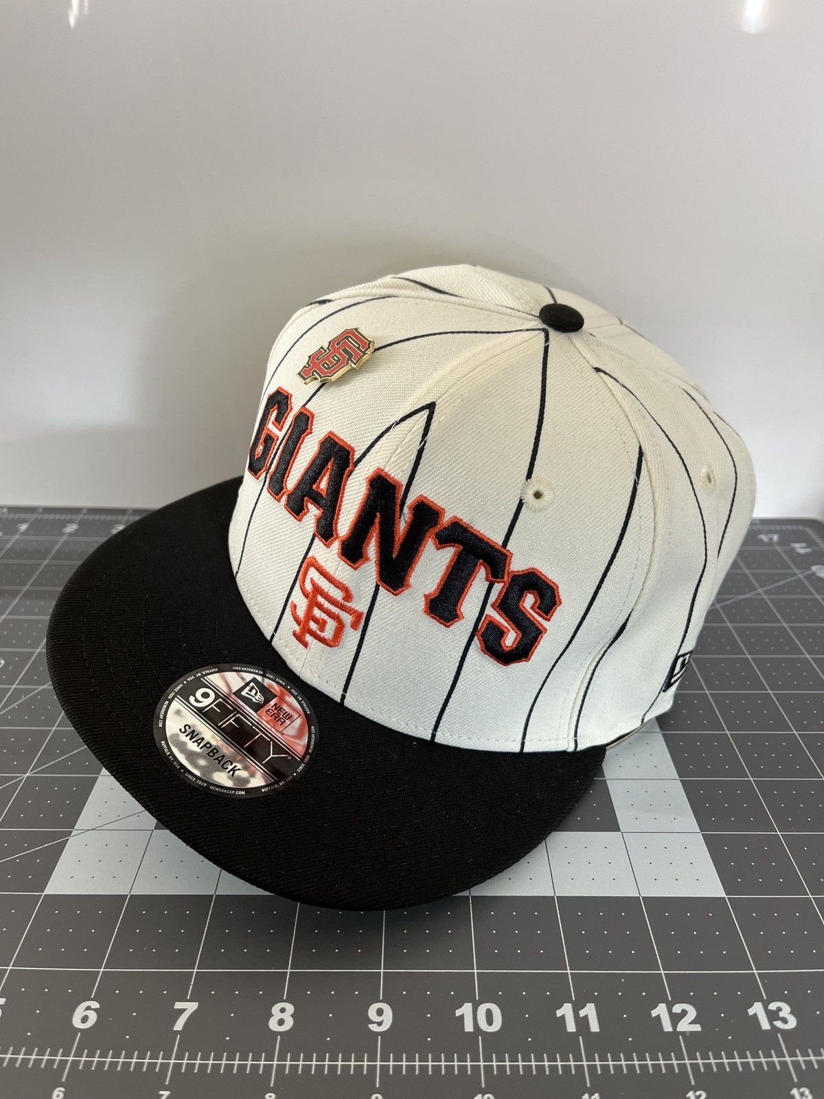 New Era Jersey Pinstripes San Francisco Giants 9fifty OSFM Snapback Size ONE SIZE - 1 Thumbnail