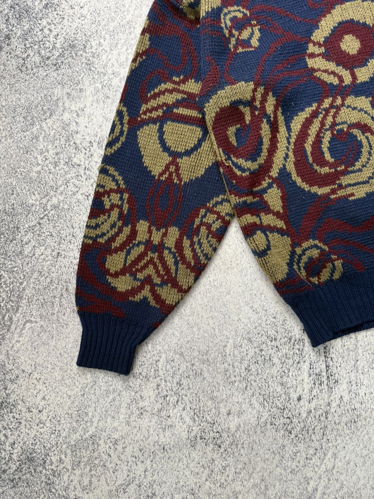 Japanese Brand VINTAGE Uniform Code Mens Crew Neck Geometric Sweater Y2K Size US L / EU 52-54 / 3 - 8 Thumbnail