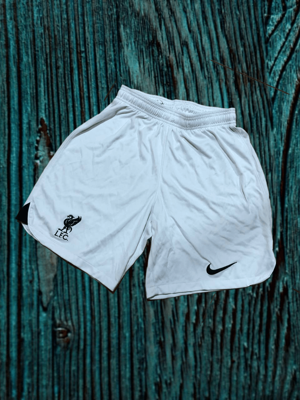 Nike Vintage Nike FC Liverpool y2k streetwear track shorts Size US 32 / EU 48 - 1 Thumbnail