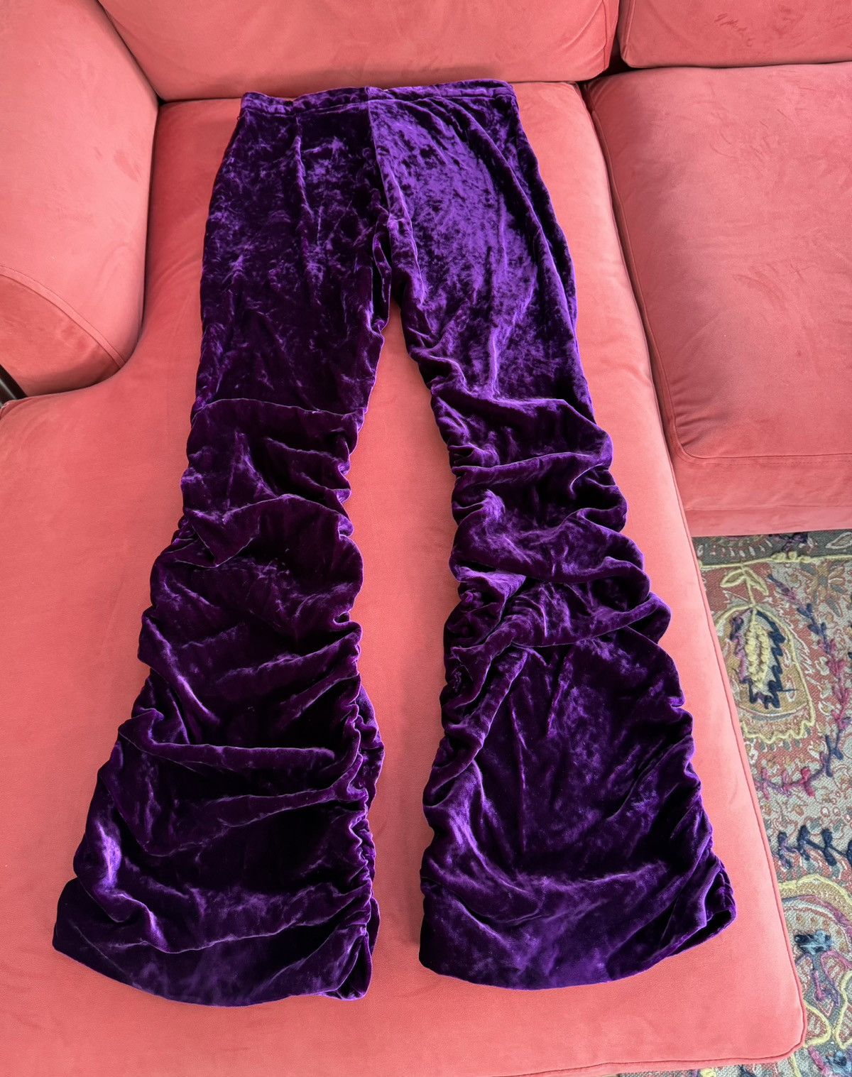 Gucci New Gucci violet velvet flared pants, size L Size 30" / US 8 / IT 44 - 13 Thumbnail