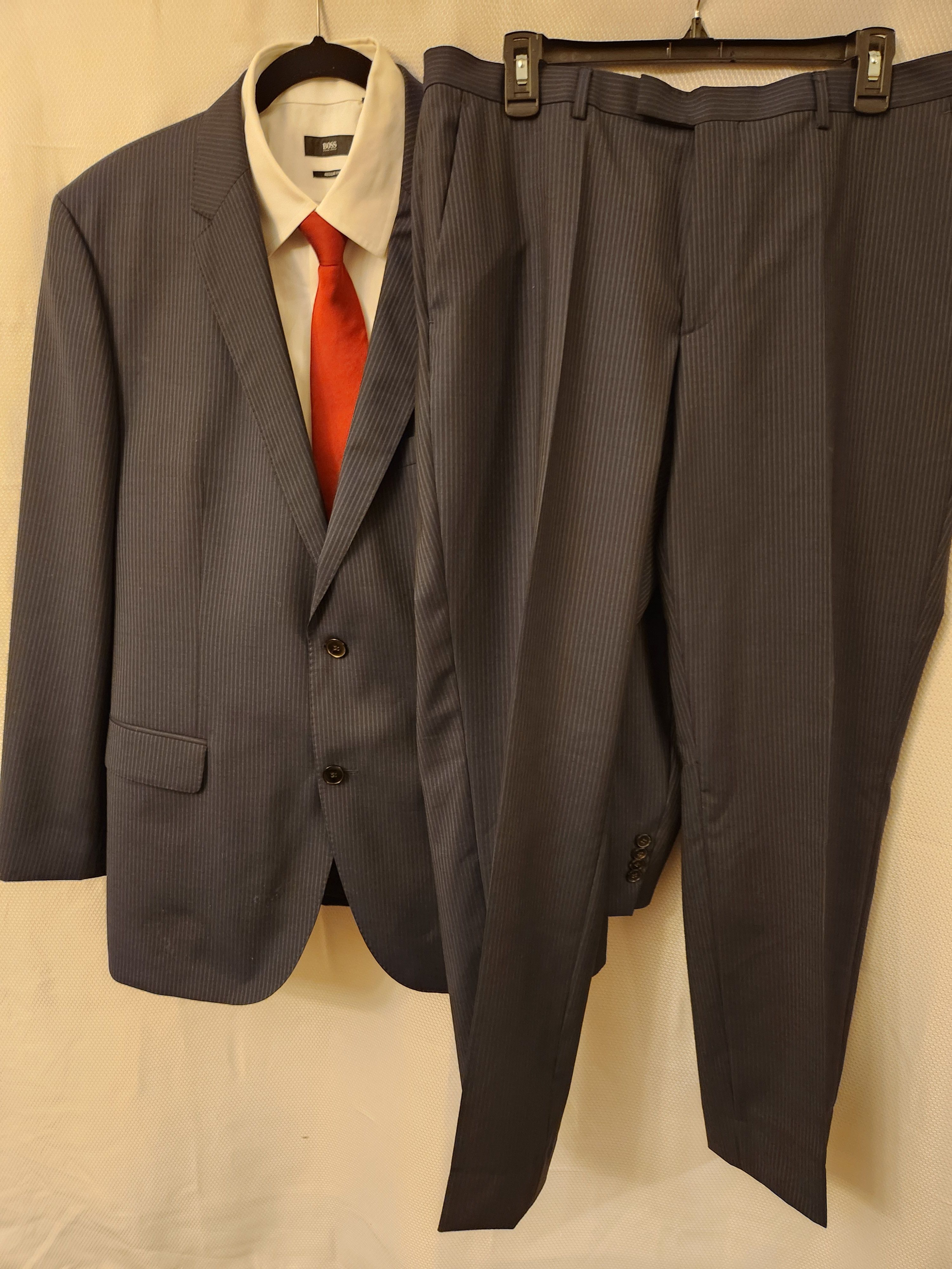 Hugo Boss NWOT The James5/Sharp7 Blue Pinstripe Suit Size 44R - 1 Thumbnail