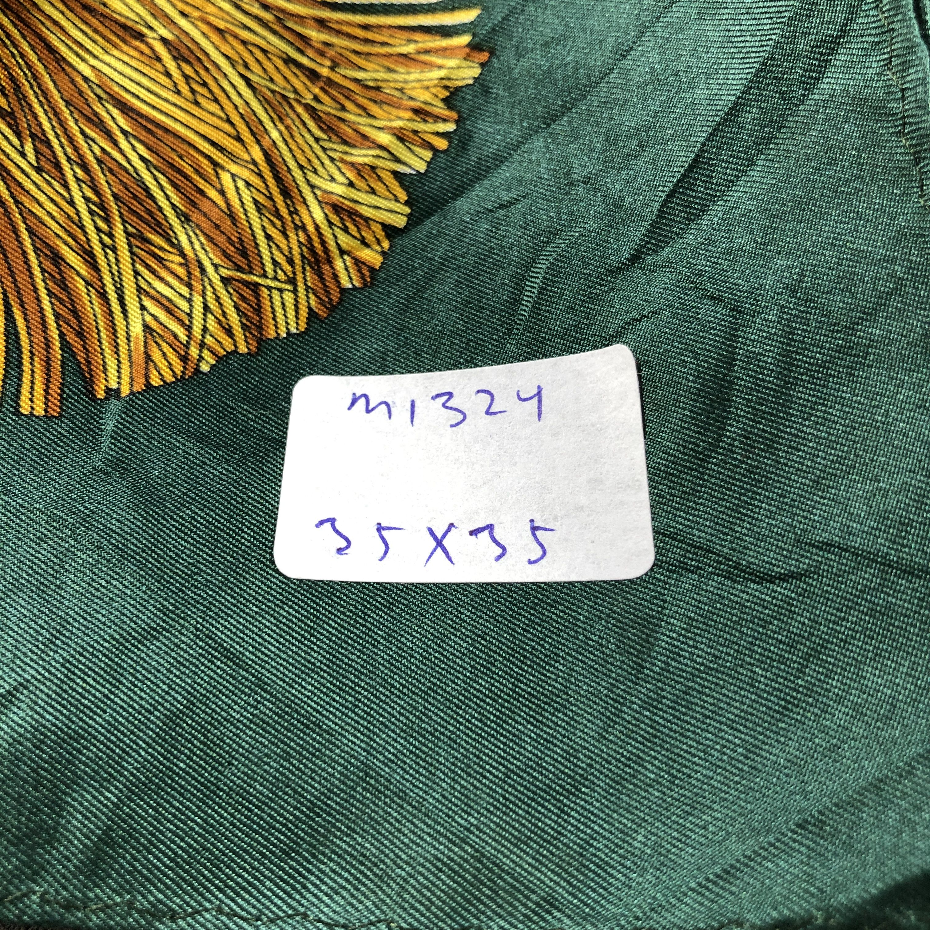 Vintage Vintage Luxury Silk Scarf M1324 Size ONE SIZE - 6 Thumbnail