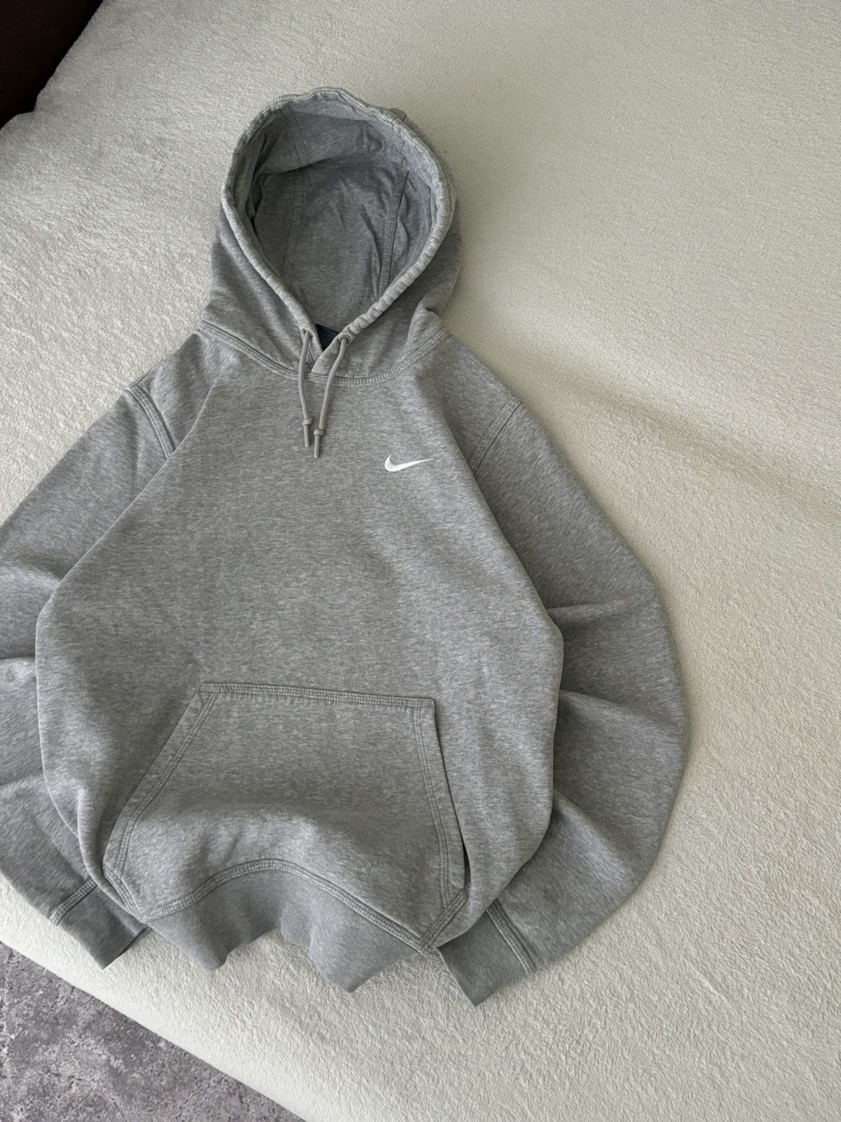 Nike × Vintage Vintage Nike Y2K swoosh oversized grey zip hoodie Size US S / EU 44-46 / 1 - 4 Thumbnail