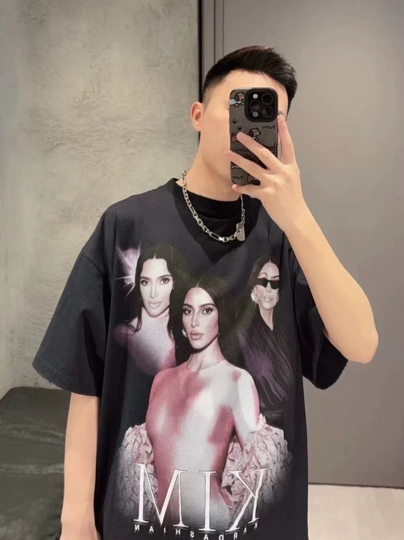 Balenciaga Balenciaga Kardashian artist short sleeve Size US S / EU 44-46 / 1 - 8 Thumbnail