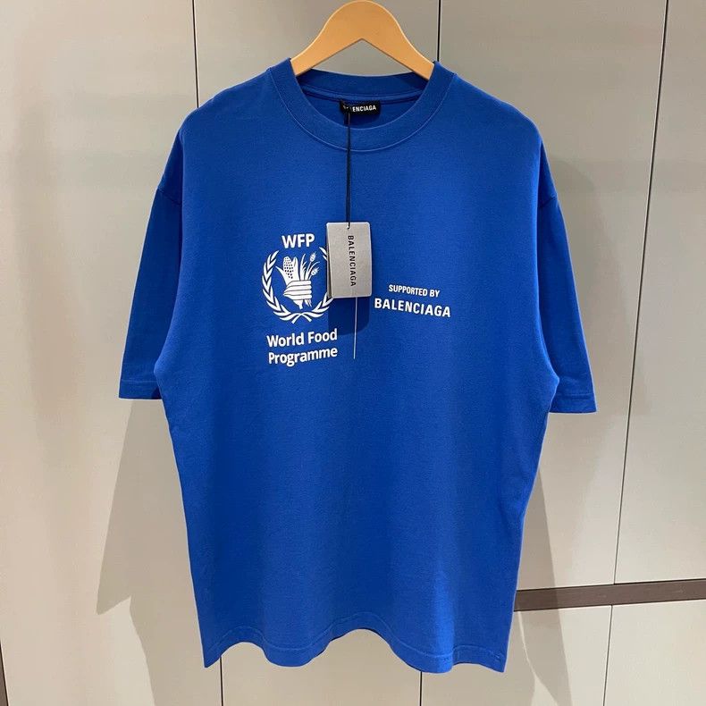 Balenciaga Balenciaga WFP Logo Short Sleeve T-Shirt - dmc Size US M / EU 48-50 / 2 - 1 Thumbnail