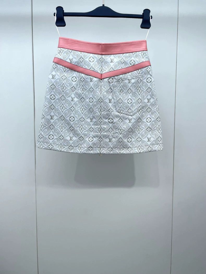 Louis Vuitton Louis Vuitton 1854 series patchwork skirt with full logo sk Size 33" - 2 Thumbnail