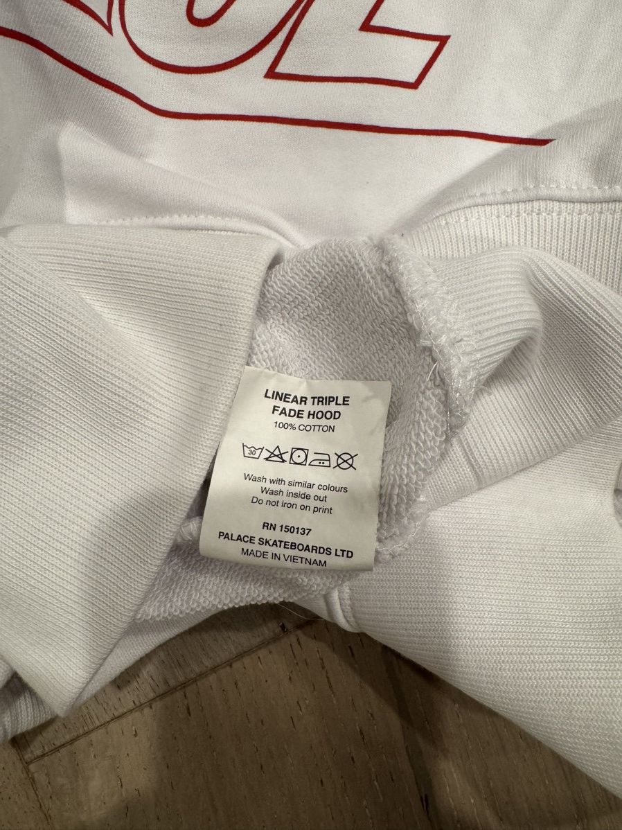 Palace Palace Linear Triple Fade Hood Size US M / EU 48-50 / 2 - 4 Thumbnail