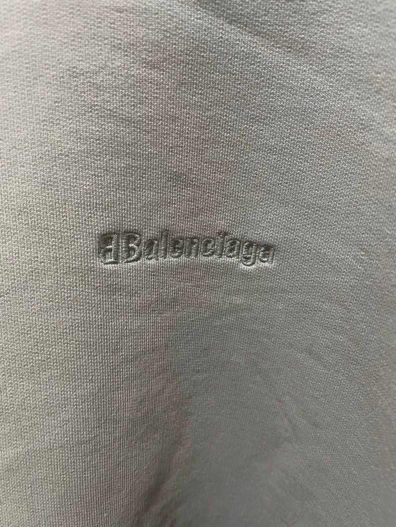 Balenciaga Balenciaga Crewneck Sweatshirt Size US XS / EU 42 / 0 - 3 Thumbnail