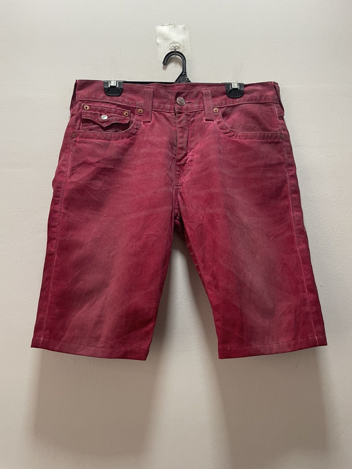 True Religion Vintage TRUE RELIGION Short Pants Red USA Size US 36 / EU 52 - 1 Thumbnail